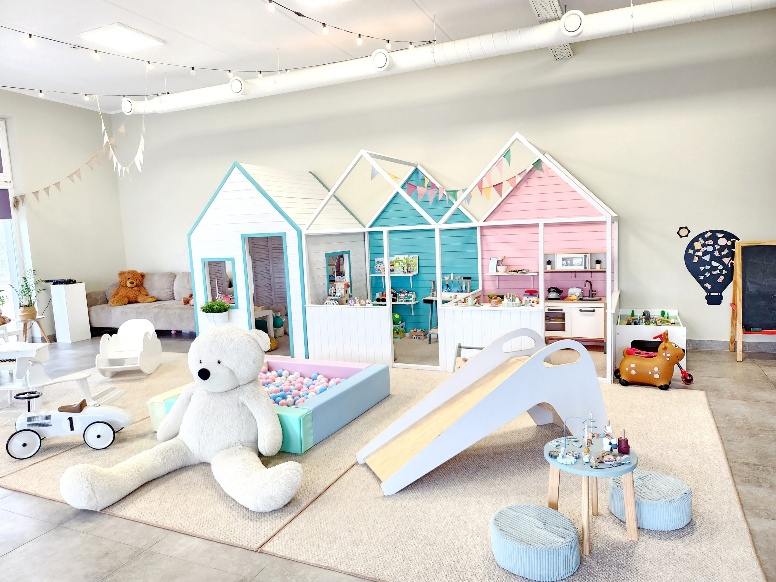 Saulėta švenčių studija