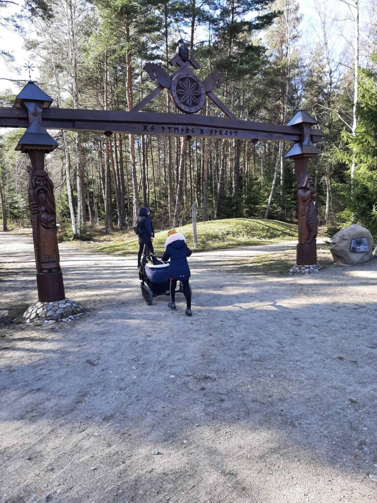 Baltų mitologinis parkas