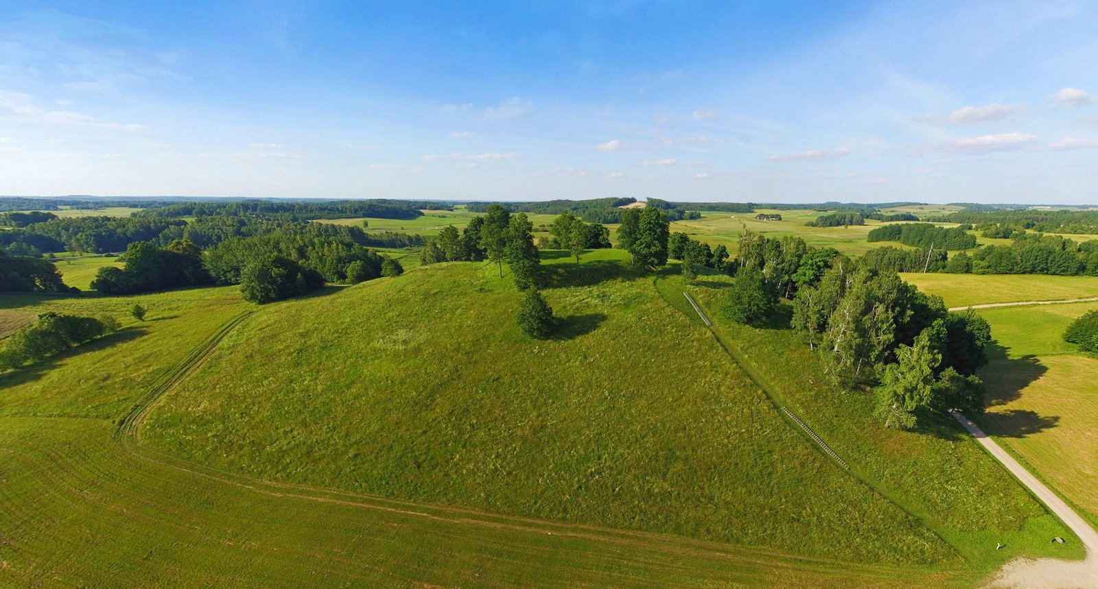 Bilionių piliakalnis