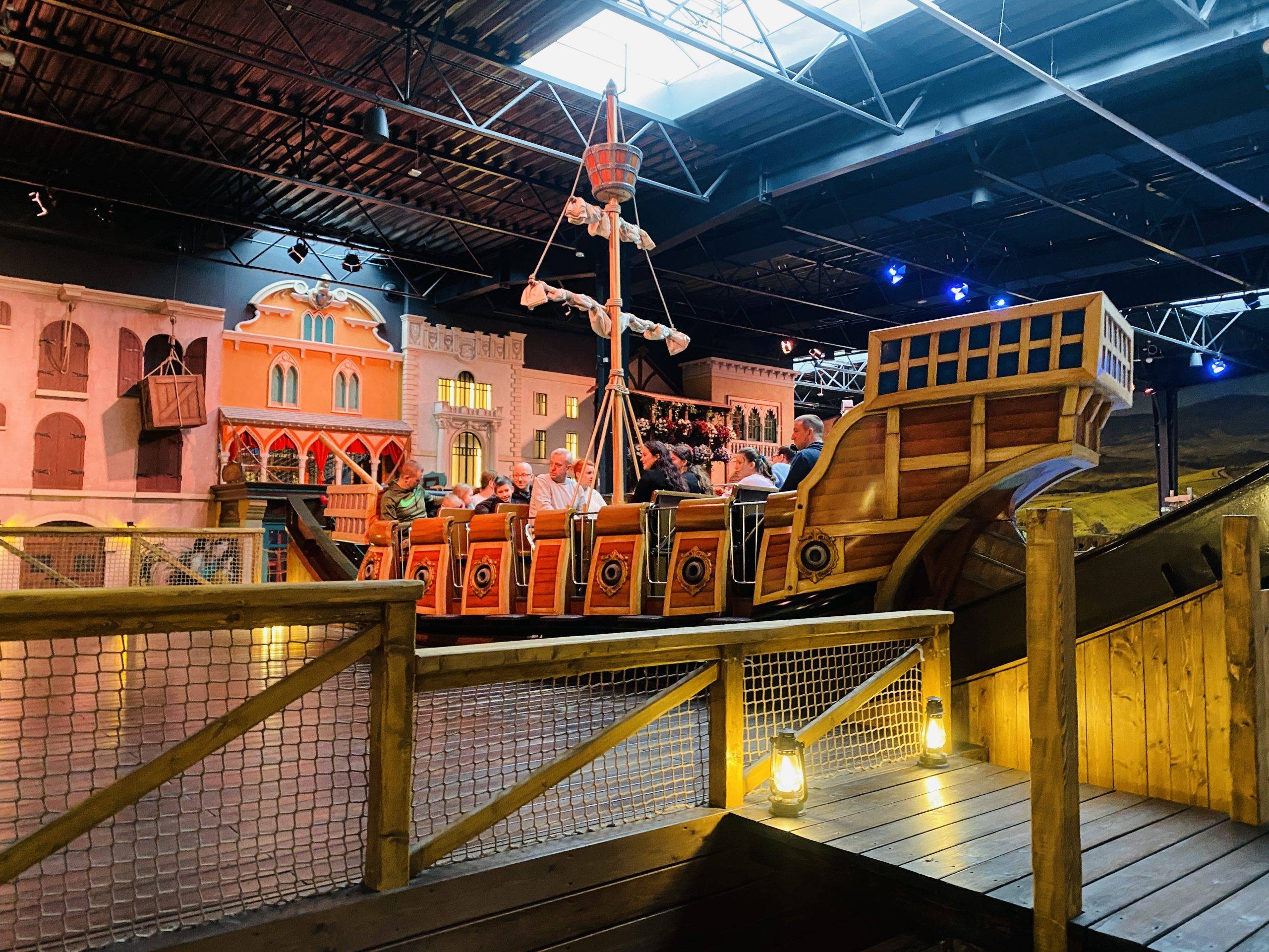 Mandoria didžiausias uždaras pramogų parkas Lenkijoje