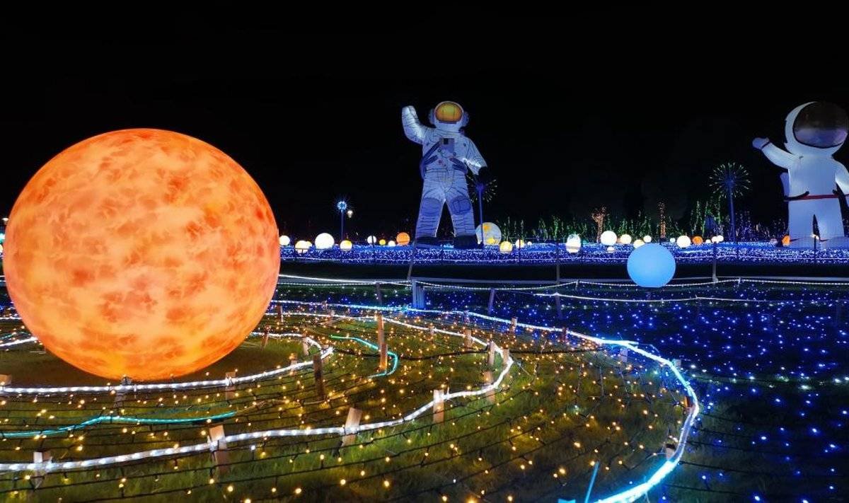 Pakruojo dvaro šviesų festivalis