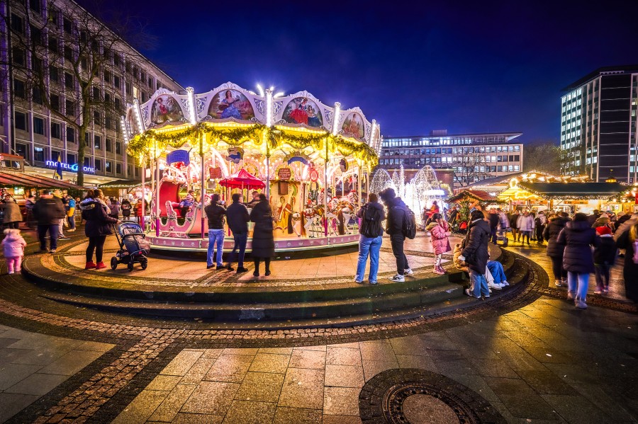 Tarptautinė Eseno kalėdinė mugė „Internationaler Weihnachtsmarkt Essen“ (Christian Deutscher / EMG nuotr.)