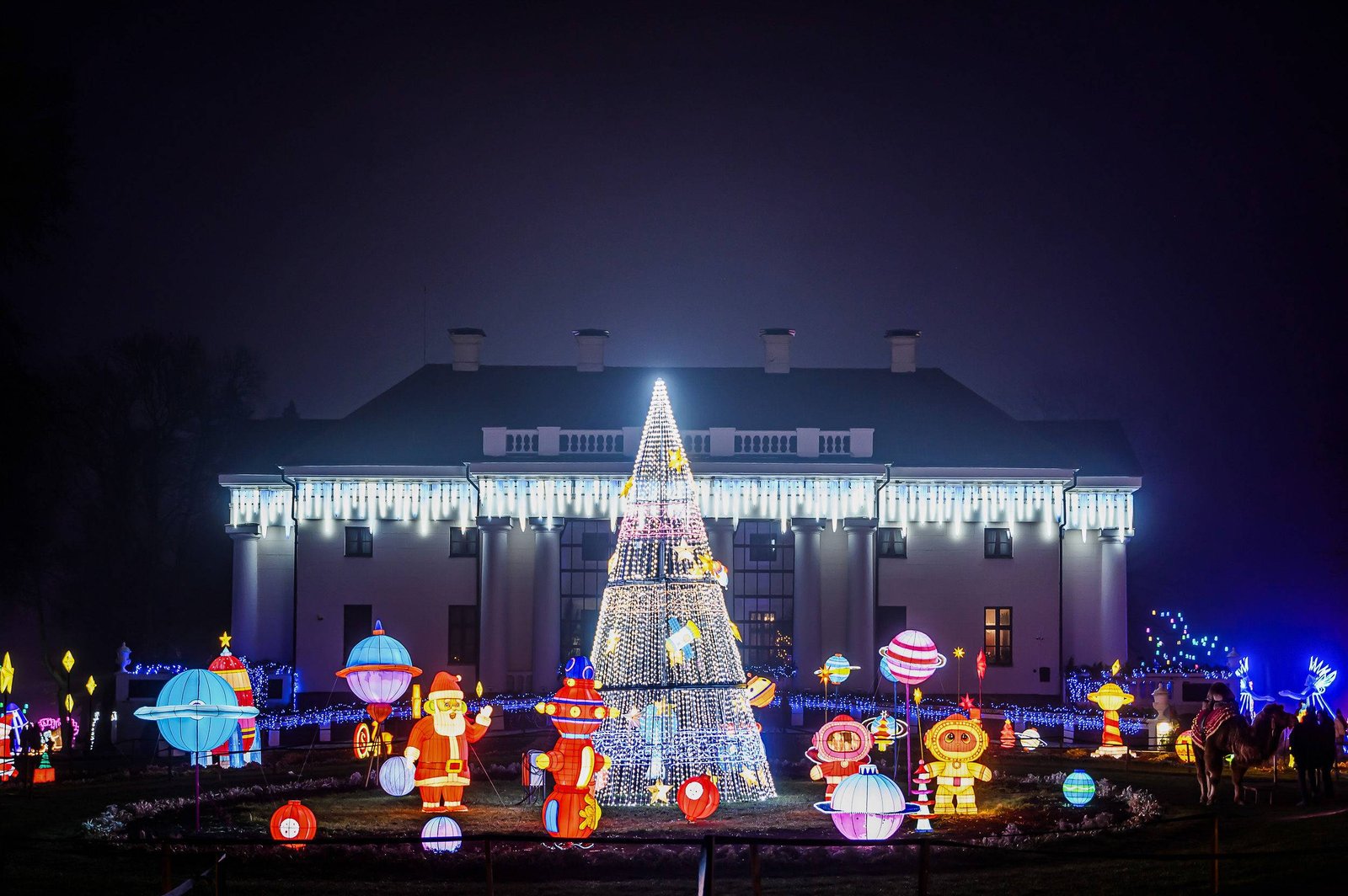 Pasižvalgykime po Pakruojo dvaro festivalio galeriją