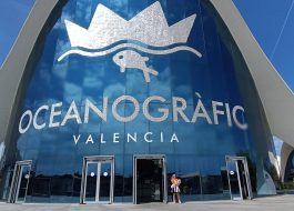 Oceanogràfic Aquarium in Valencia