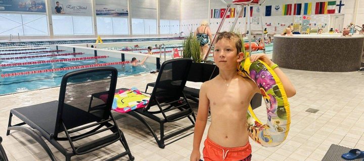 Klaipeda swimming pool with family