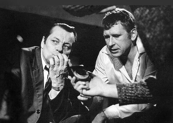 Aktorių susitikimas Pakruojo dvare. Režisierius Balys Bratkauskas ir Vytautas Tomkus