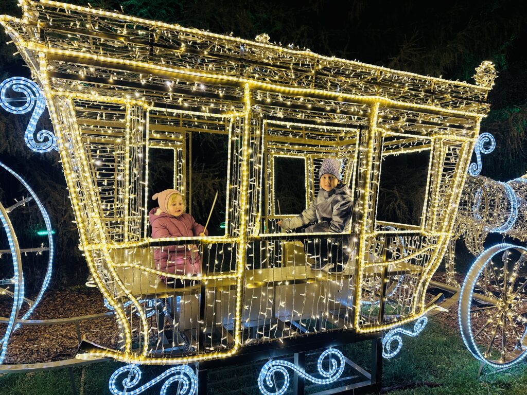 Lumina parkas 2025: šviesų sensacija Vilniuje mušanti lankomumo rekordus