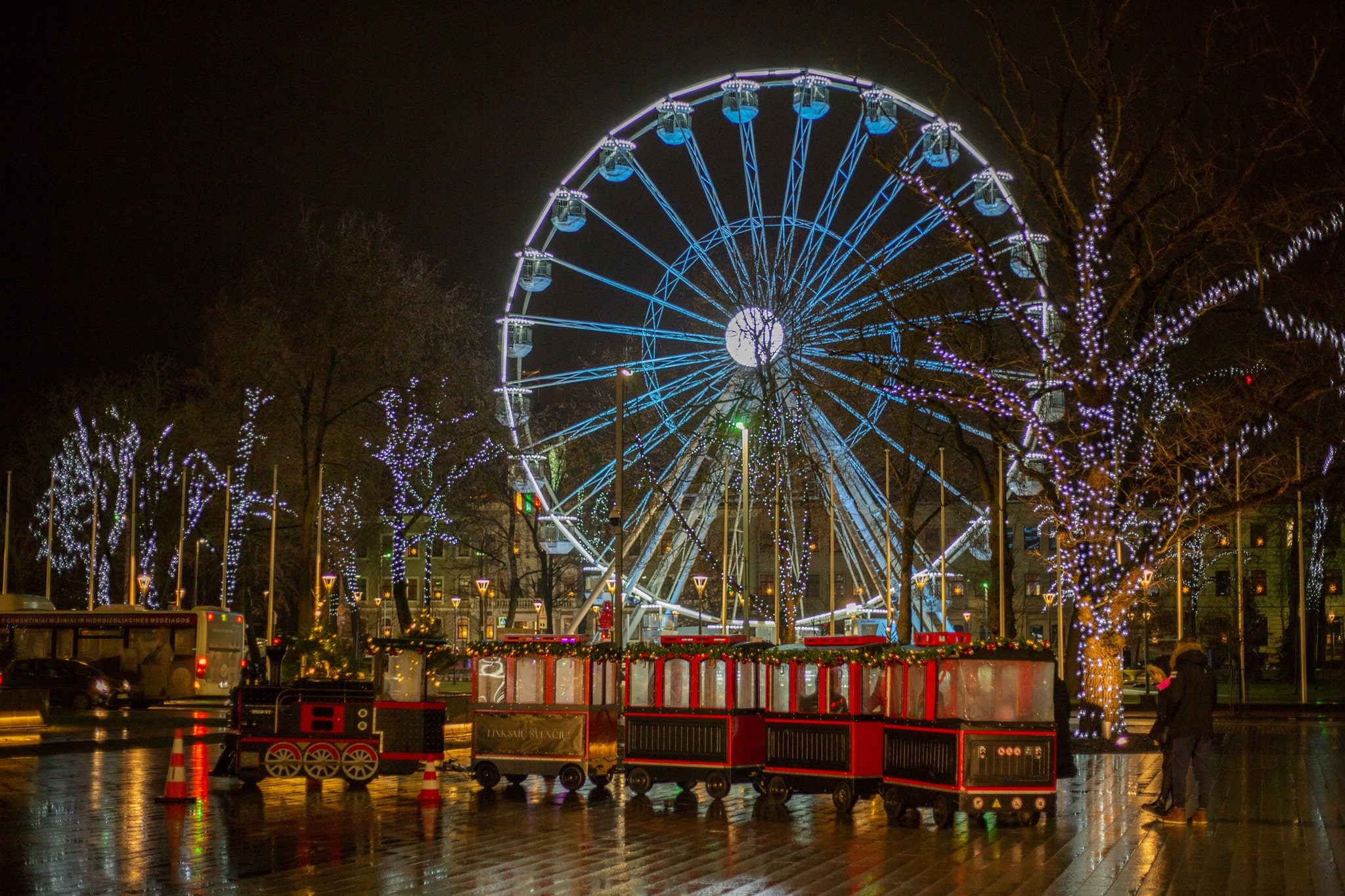 Šiauliai kviečia švęsti saulėtas Kalėdas (nuotraukos autorius Liubov Yarmoshenko)