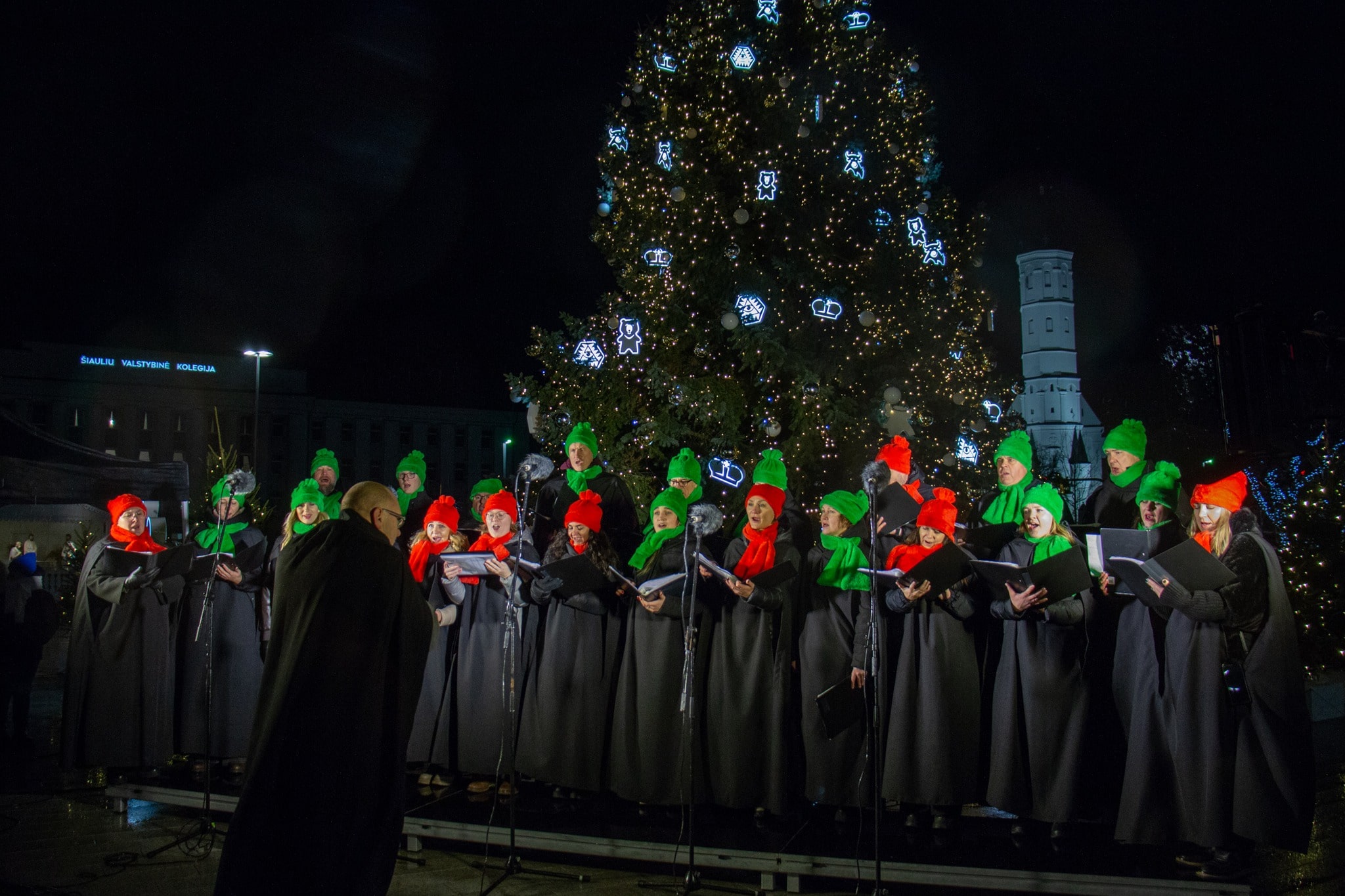 Šventinis laikotarpis Šiauliuose (nuotraukos autorius Liubov Yarmoshenko)
