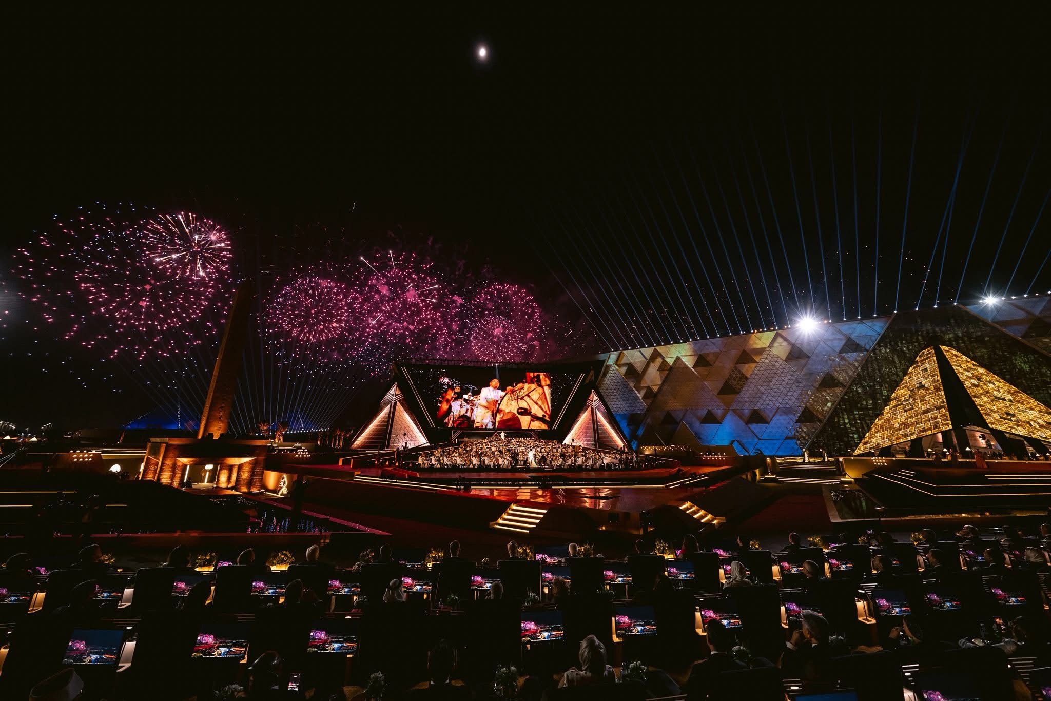 Naujasis pasaulio stebuklas Gizoje: Didysis Egipto muziejus