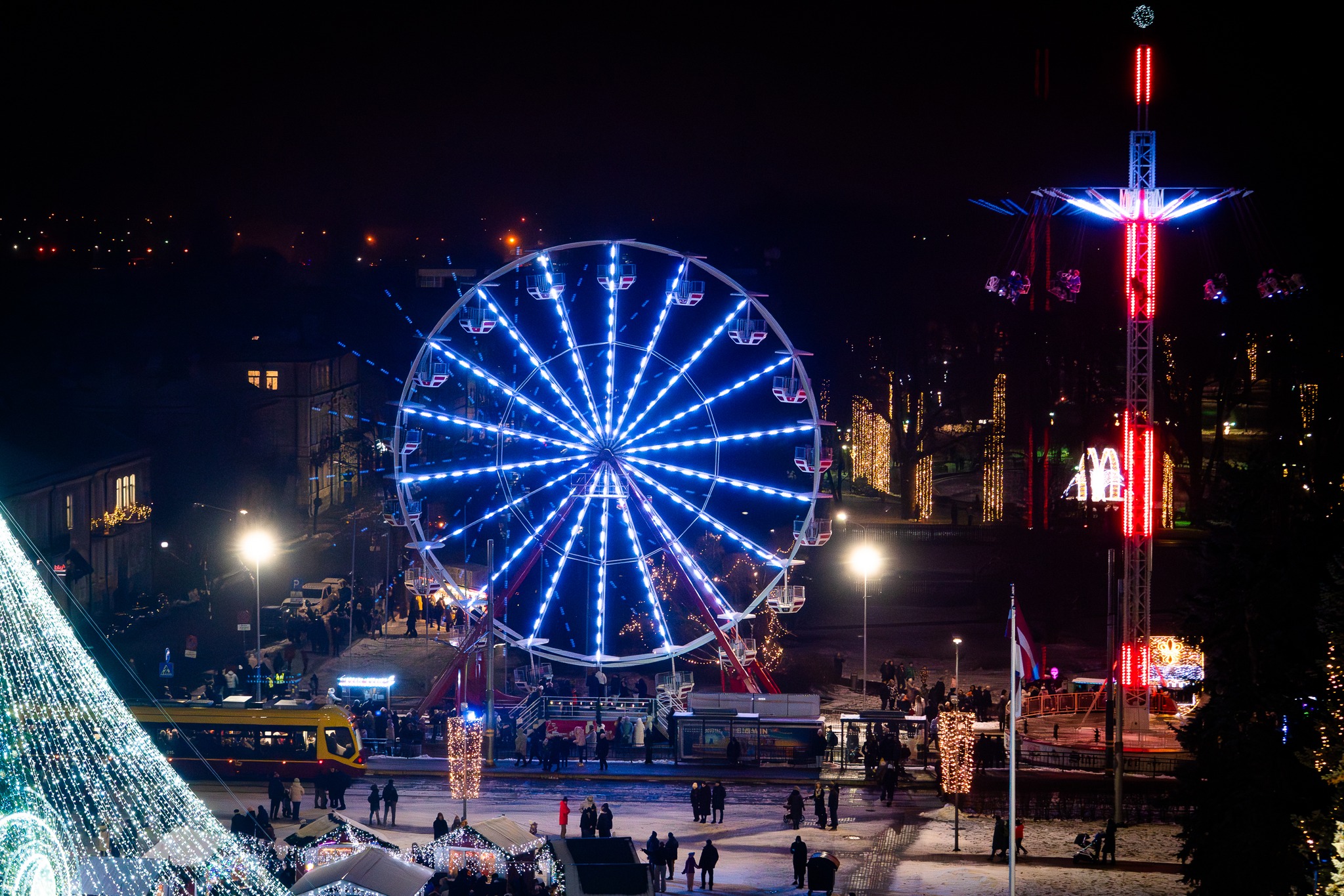 Šventiniai atrakcionai ir pramogos Daugpilyje