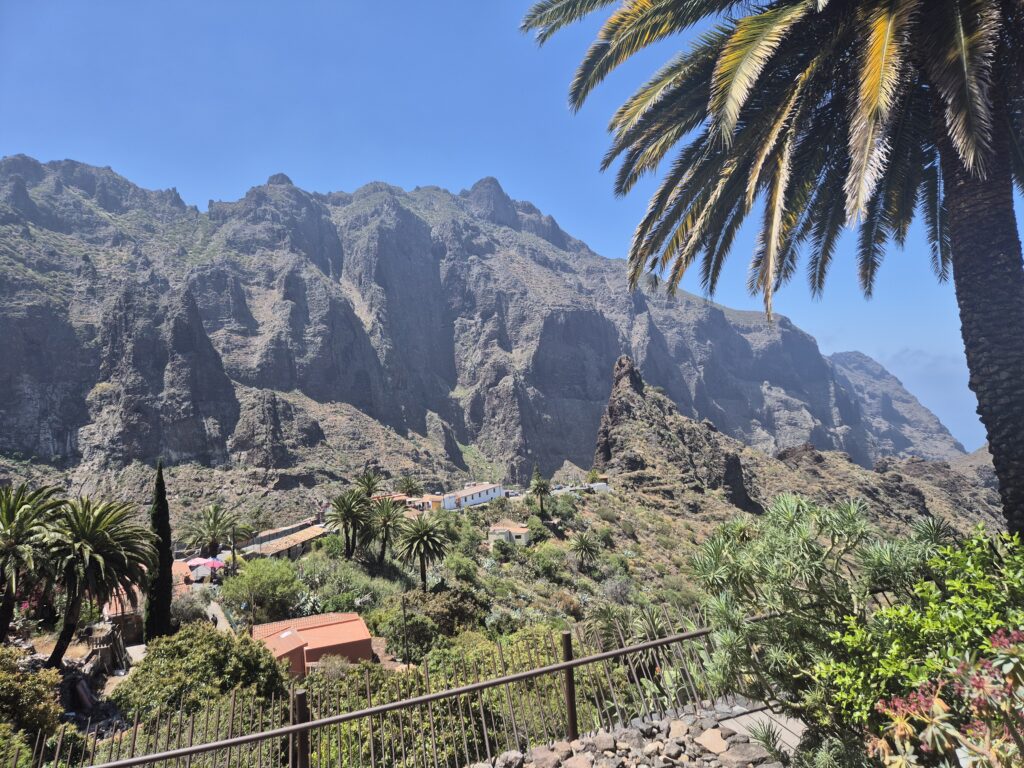 Tenerifės gamtos stebuklai: panoraminė kelionė į Teidę ir Masca kaimelį