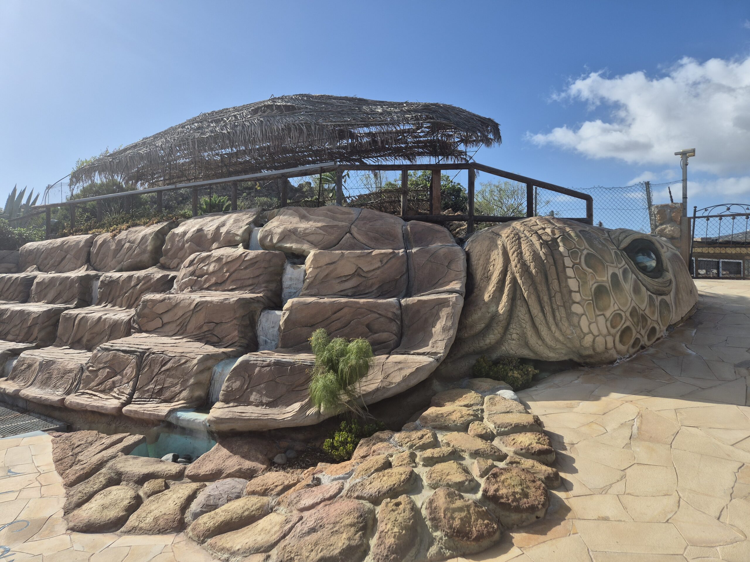 Mistiška vieta Tenerifėje: paslaptingų urvų ekspozicija nustebins net viską mačiusius