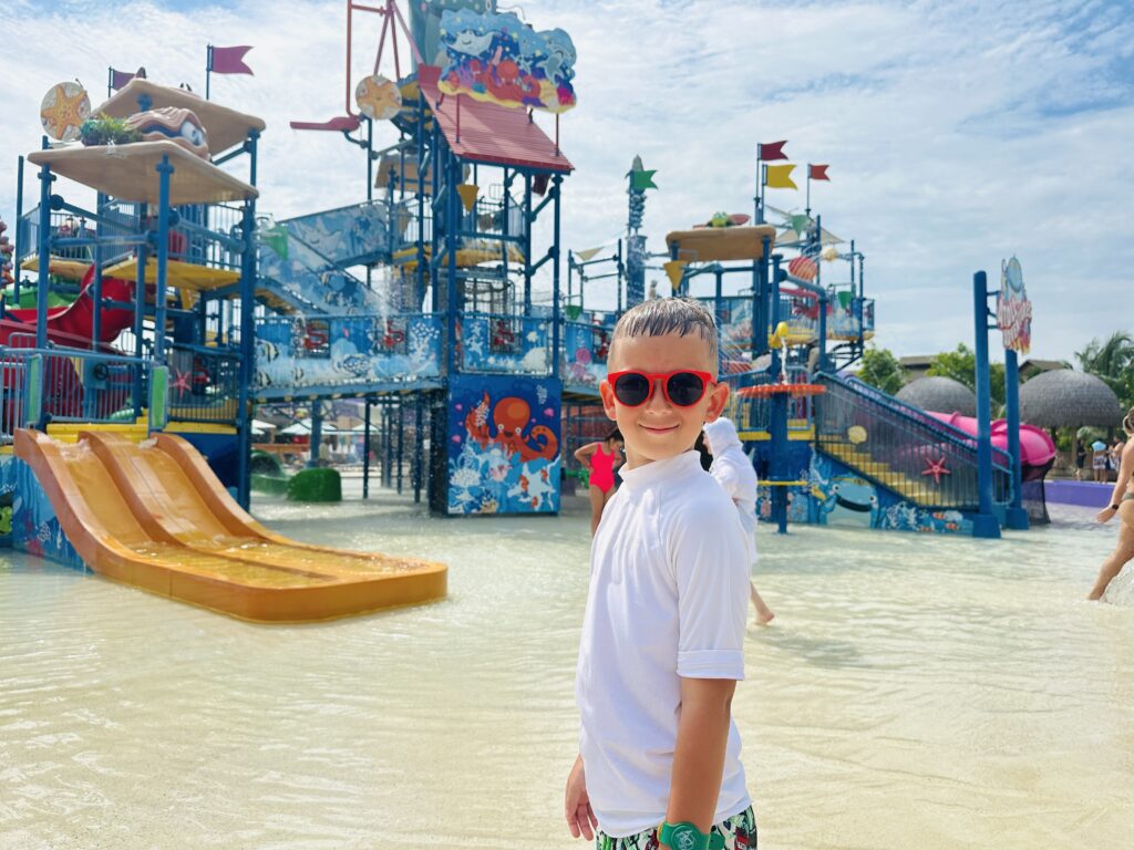 Puketas su vaikais: Andamanda vandens parkas