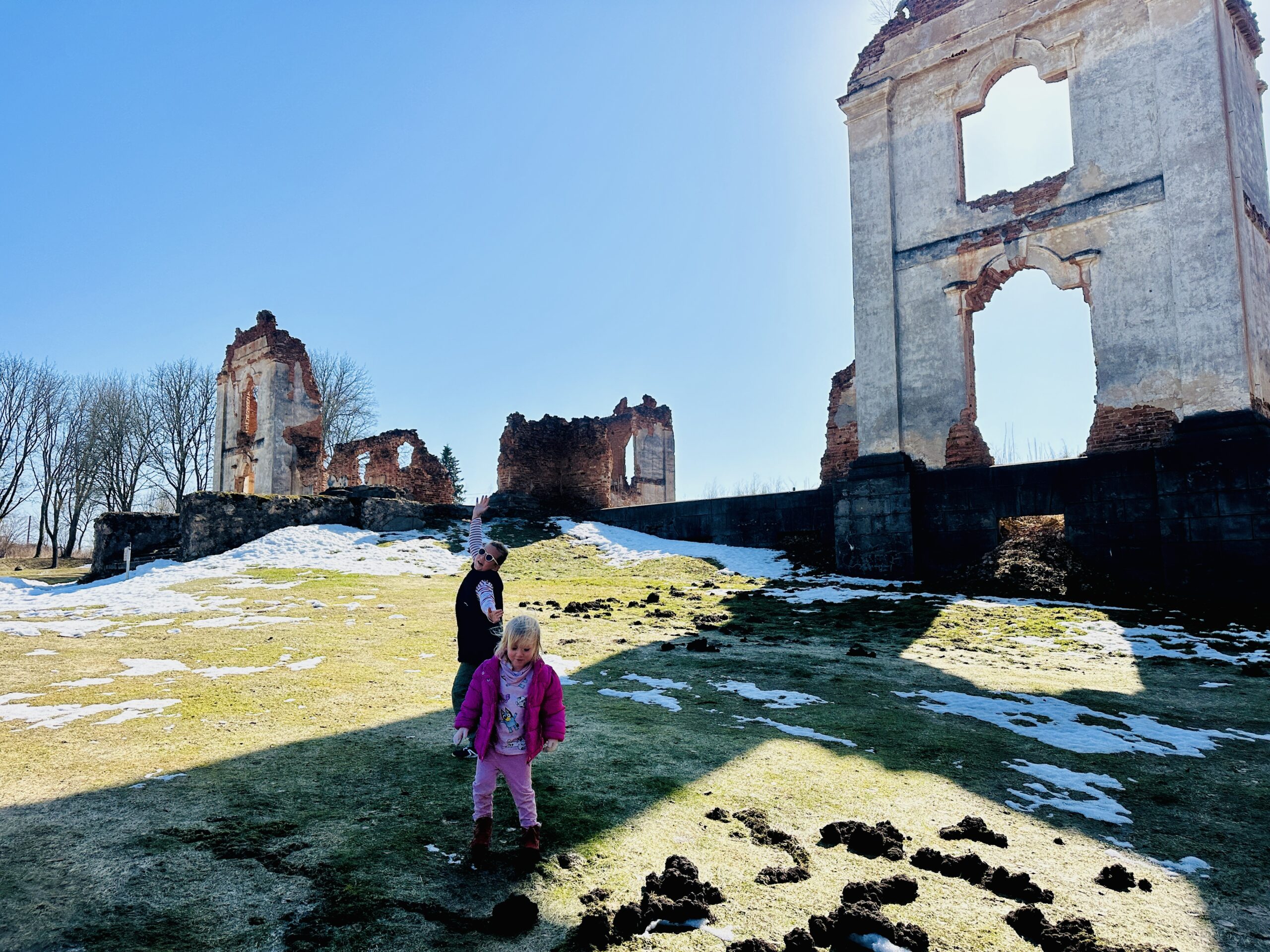 Įspūdingi griuvėsiai Lietuvoje - Paulavos respublika