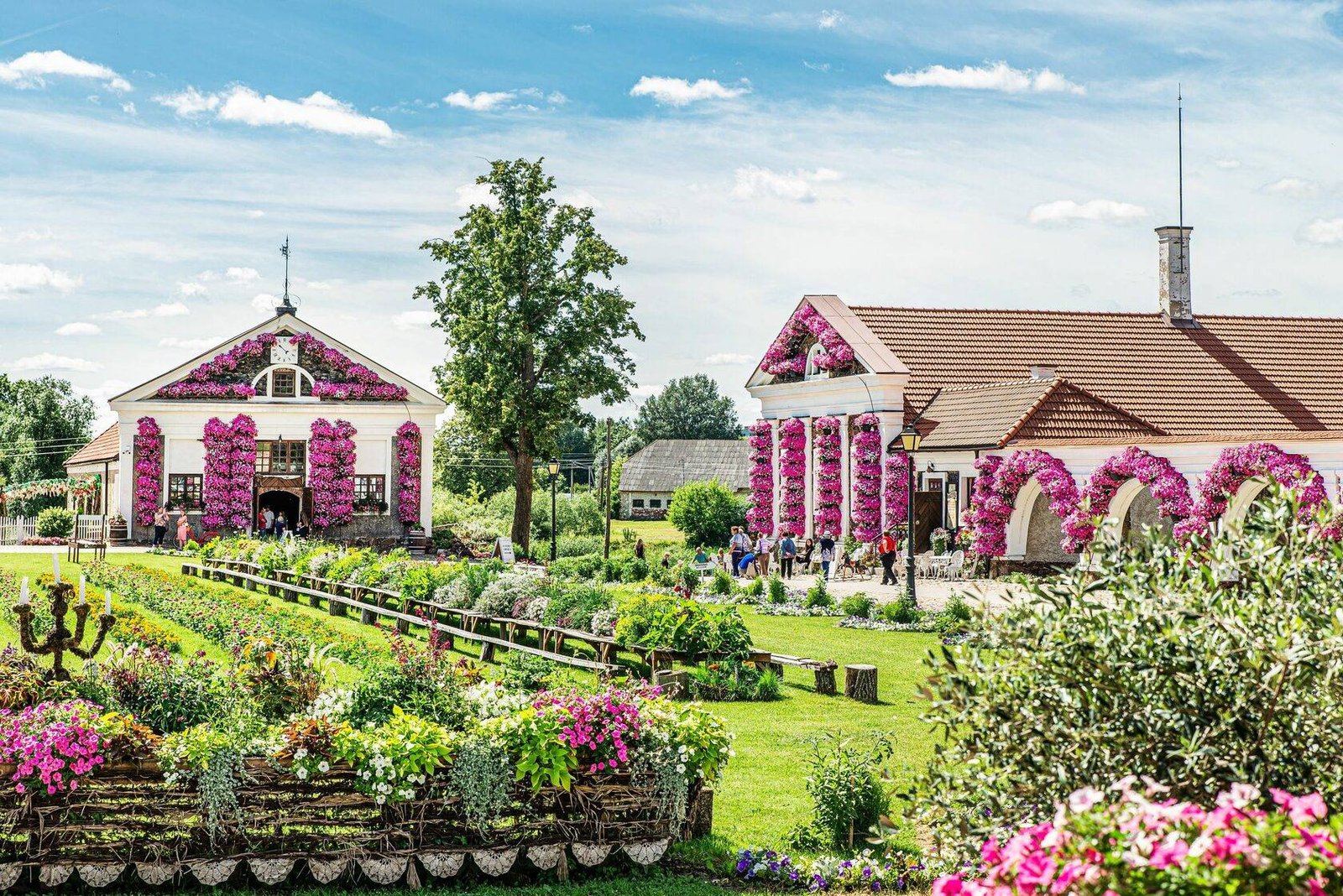 30 gražiausių dvarų Lietuvoje