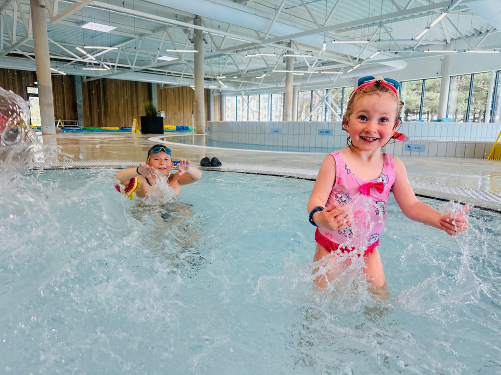 Kupiškio baseinas su vaikais Lietuvoje