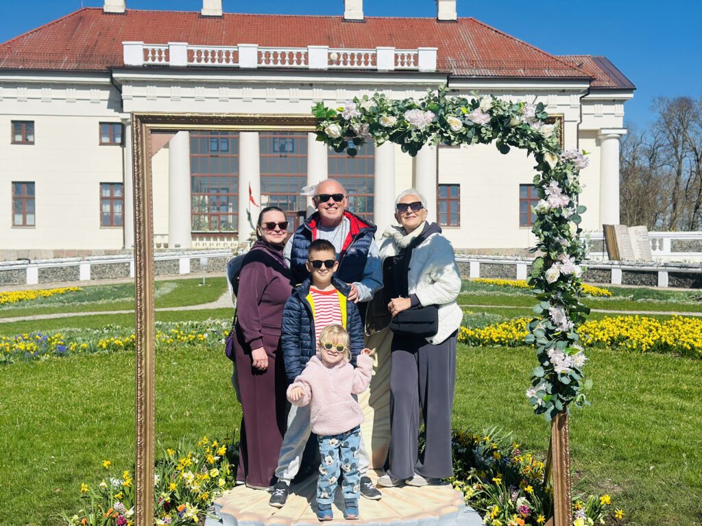 Pakruojo dvaro pavasario gėlių festivalis 2026