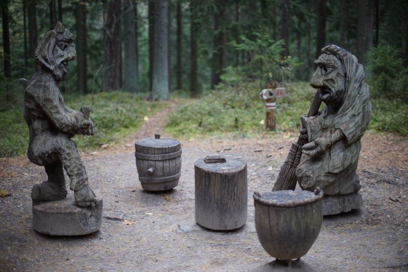 Skulptūrų parkai ir erdvės Lietuvoje. Raganų kalnas