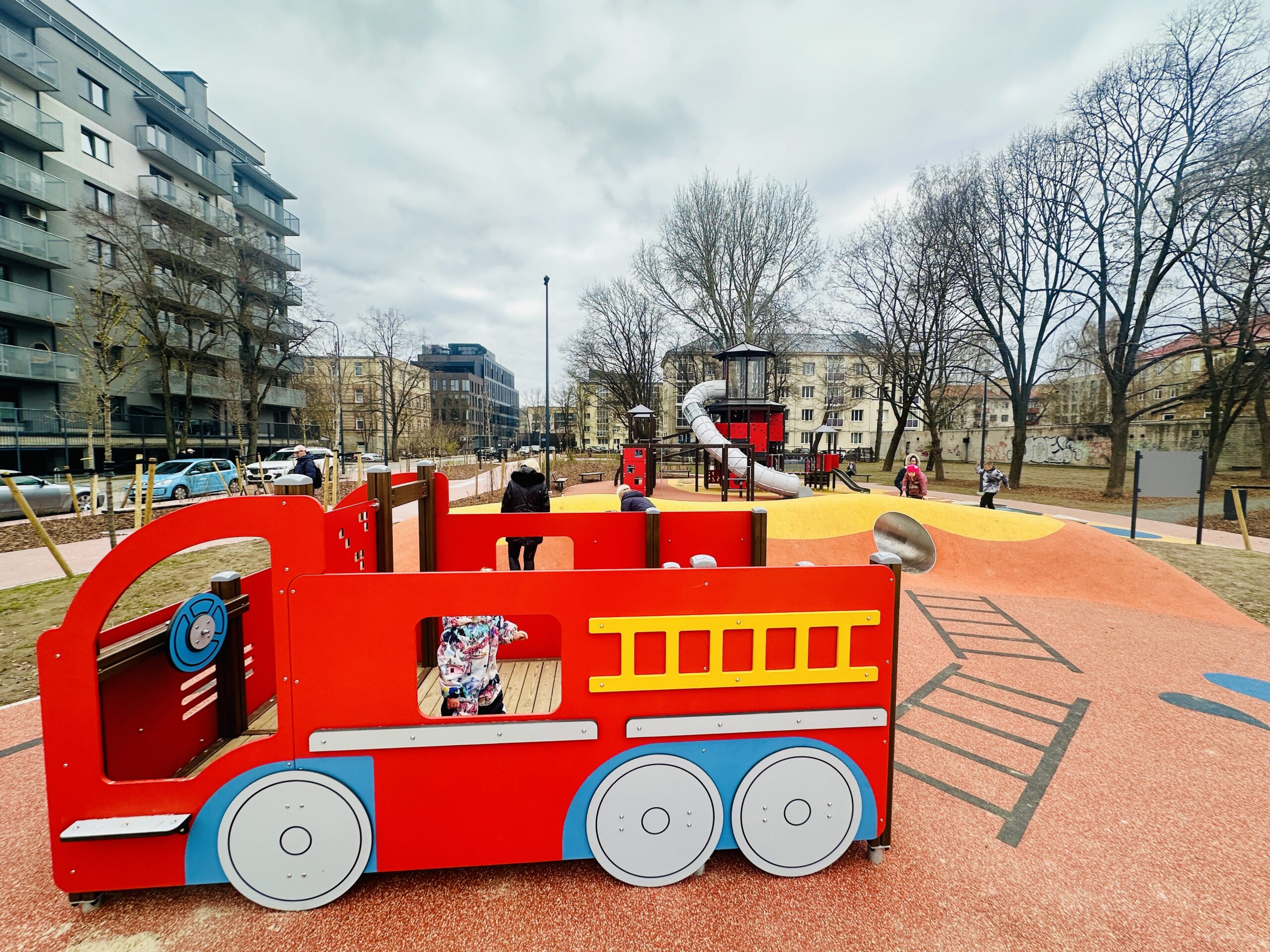 Žaidimų aikštelė Mortos gatvėje Vilniuje