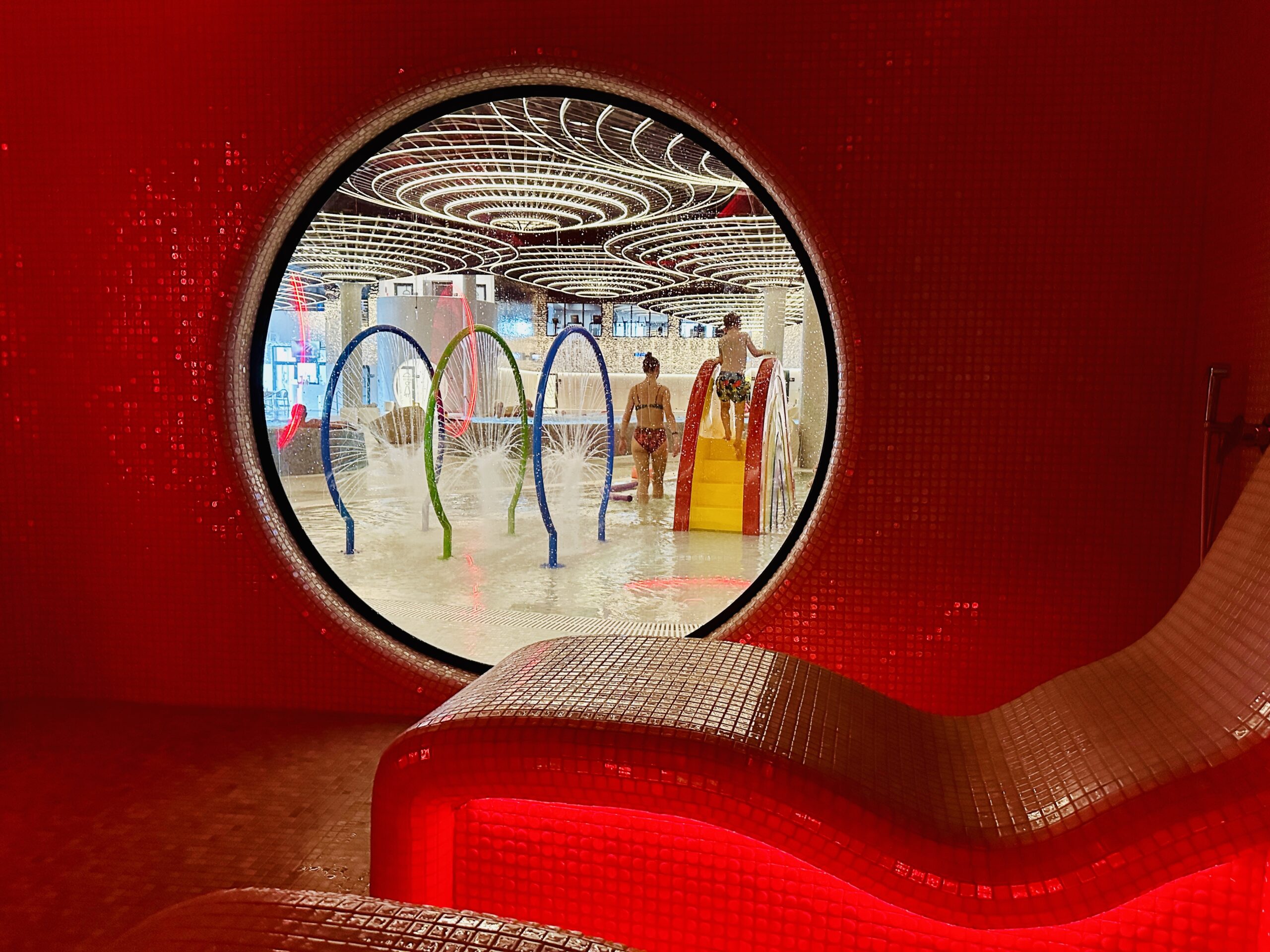 Tichė vandens namai baseinas Šiauliuose