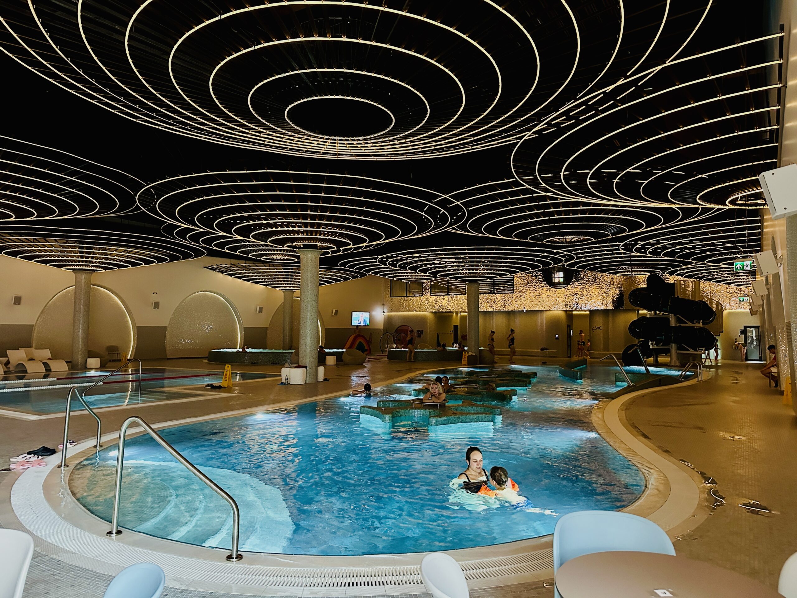 Tichė vandens namai baseinas Šiauliuose