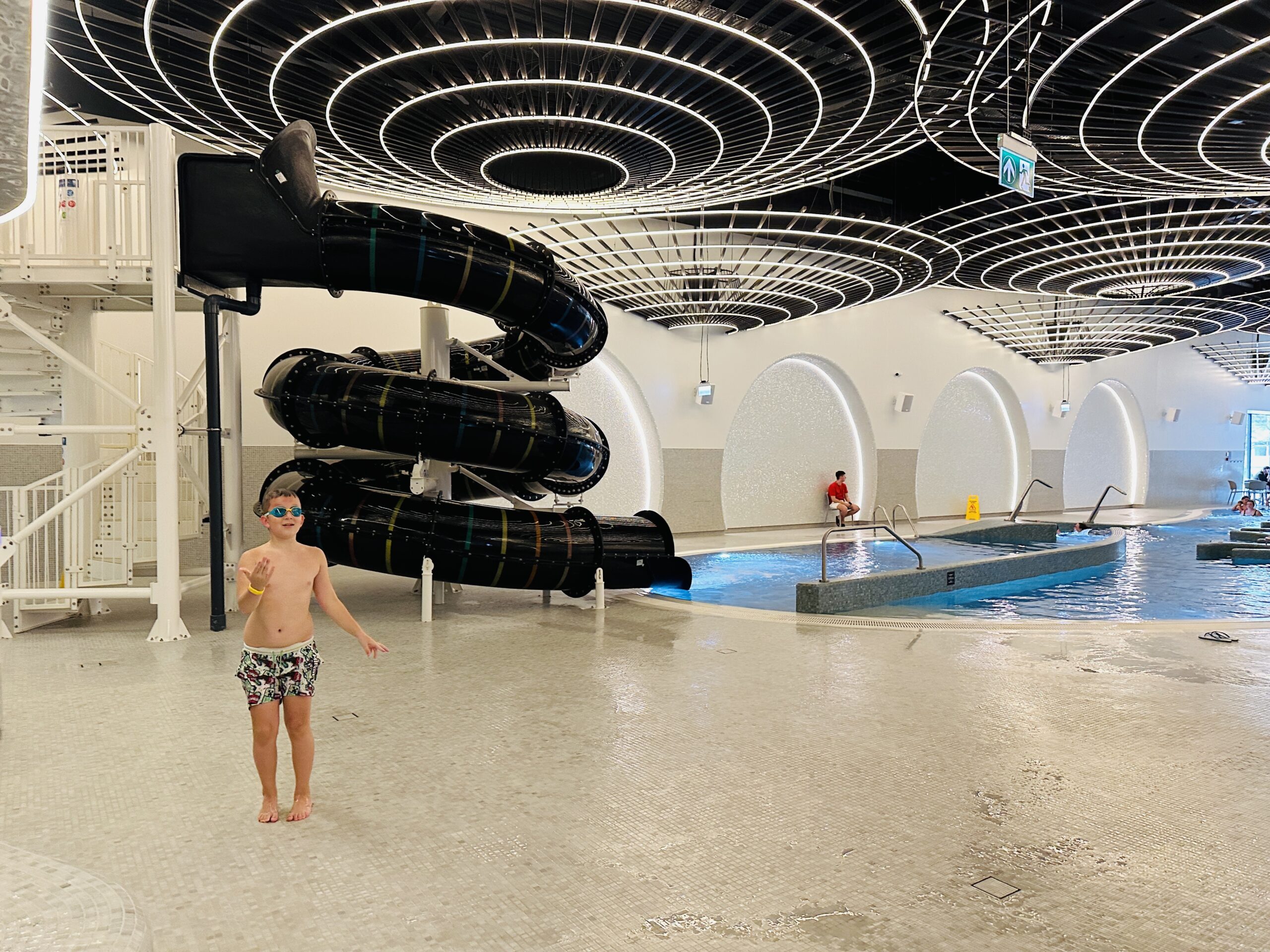 Baseinai su vandens čiuožyklomis Lietuvoje