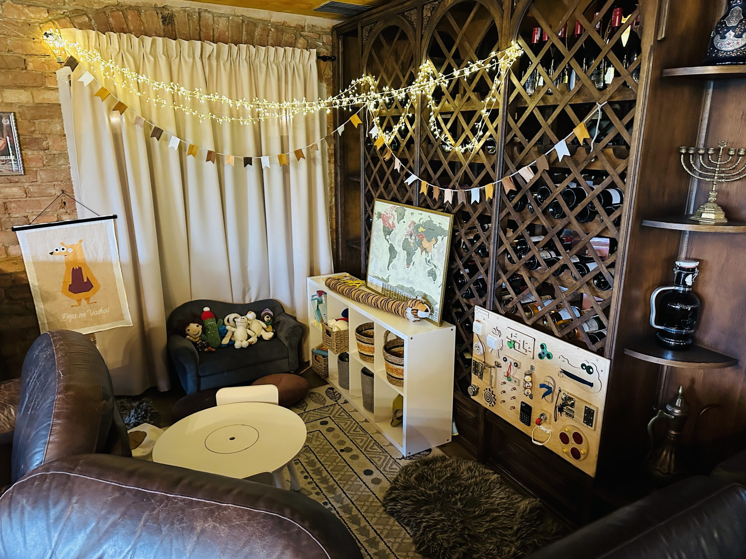 Vaikų erdvė restorane viešbutyje Romantic Panevėžyje