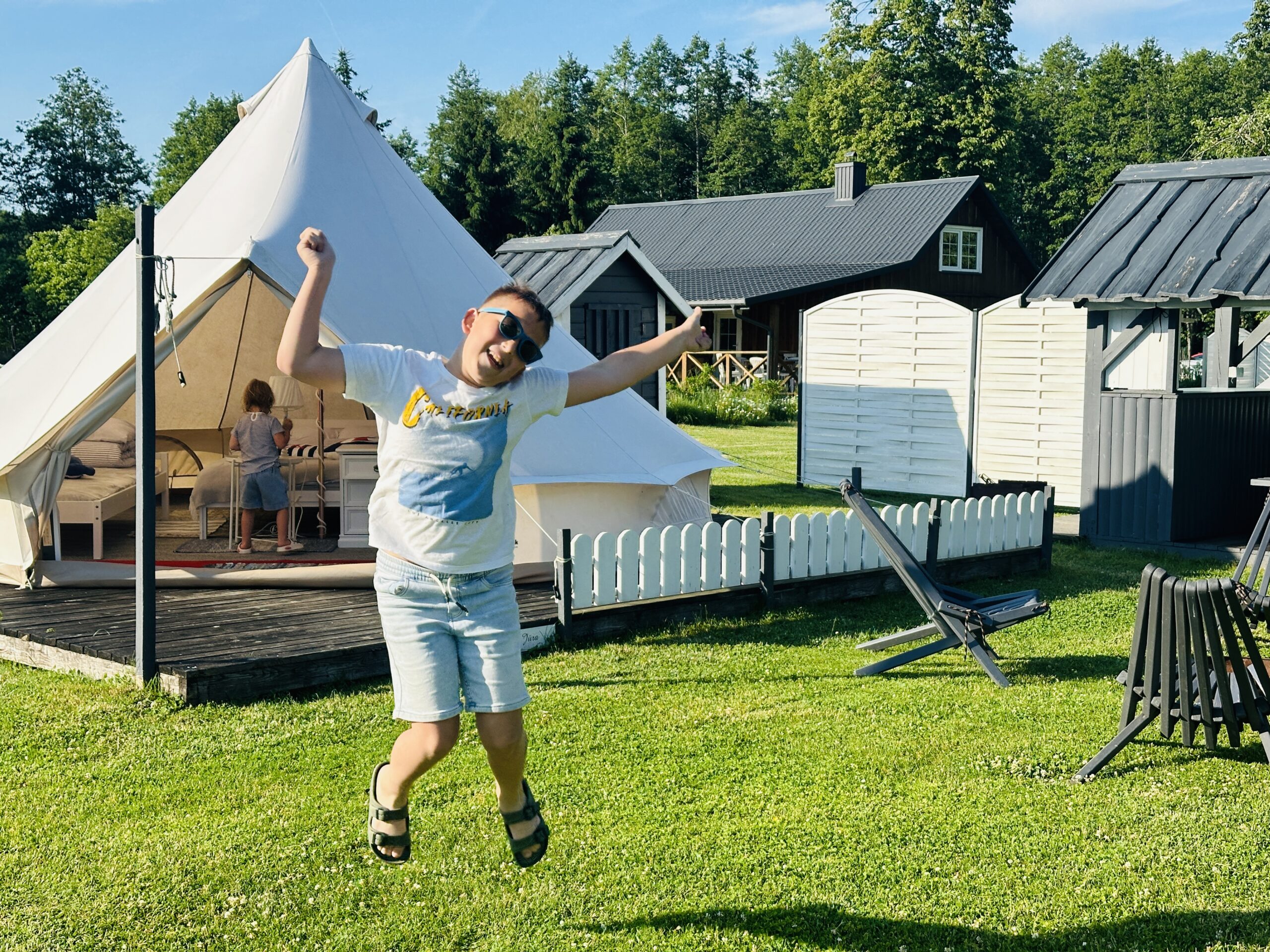 Glampingas prie Dusios ežero
