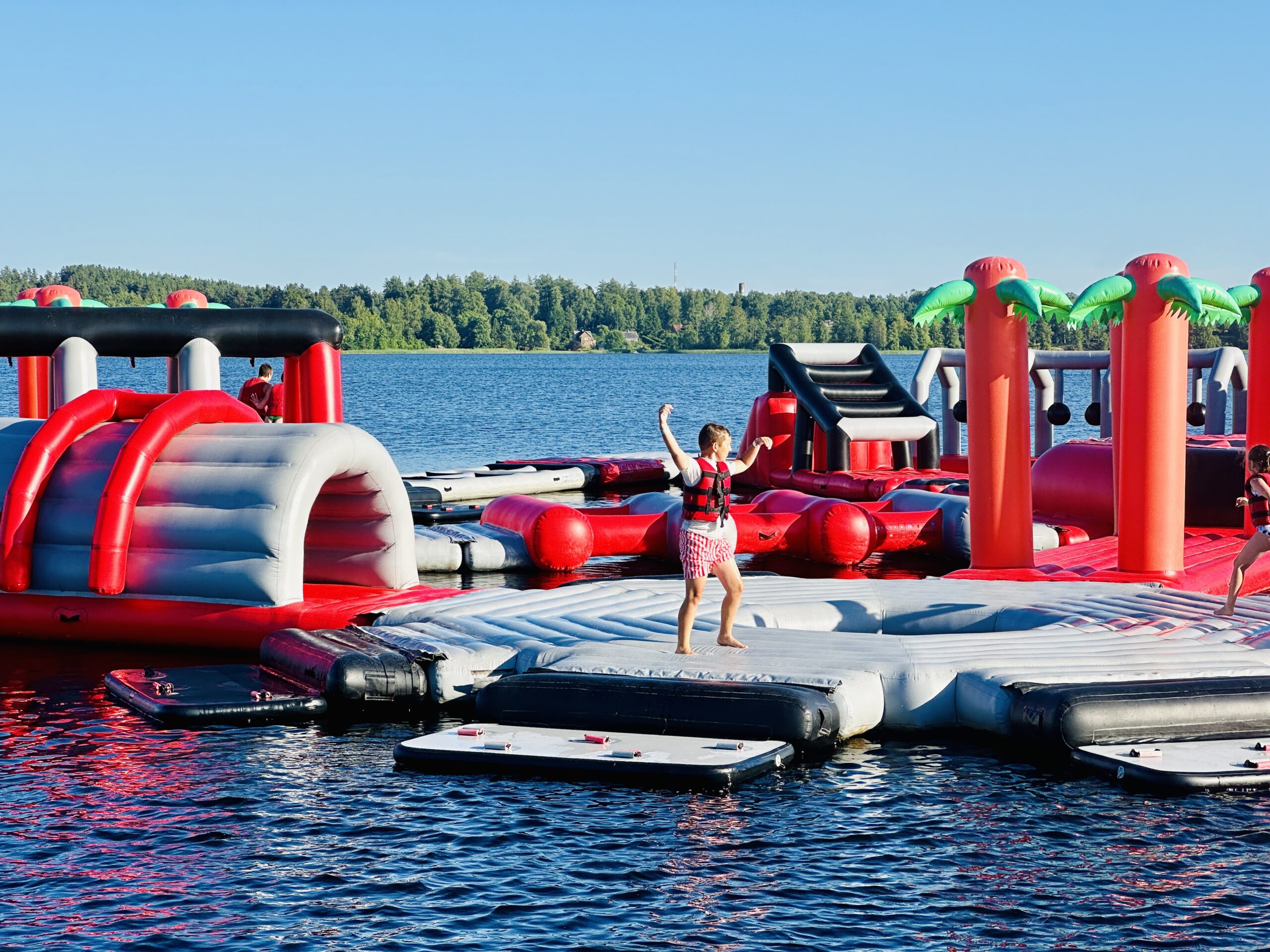 Water Inn vandens batutai Zarasuose