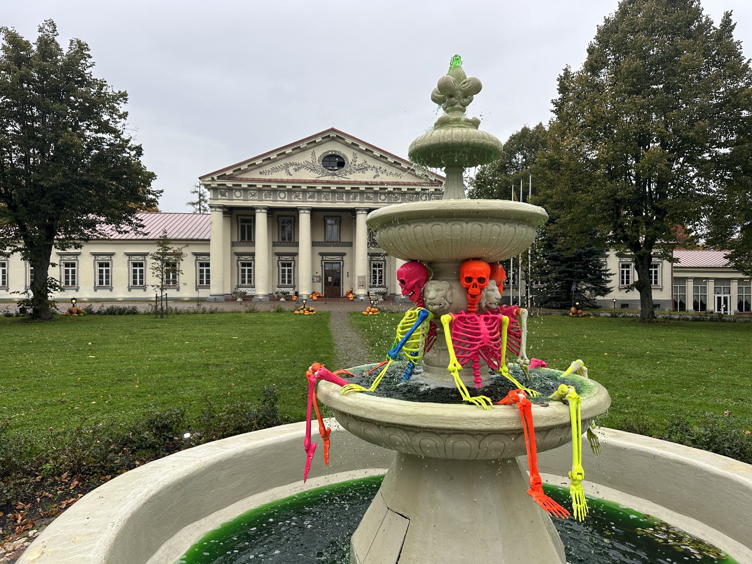 Taujėnų dvaras