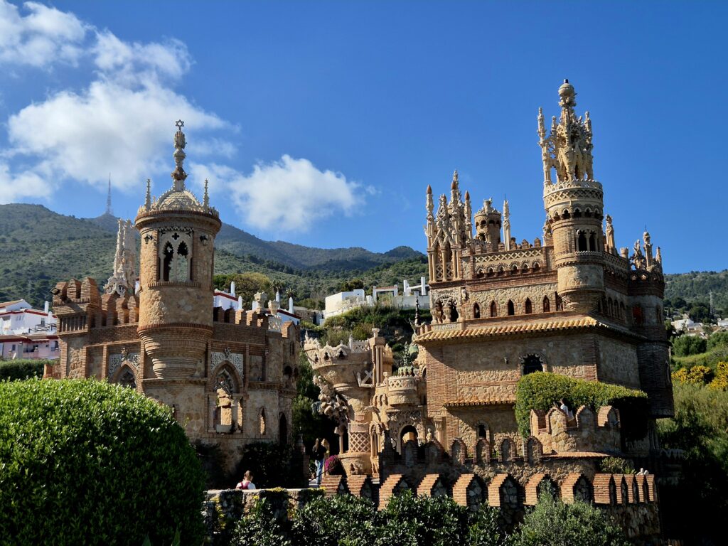 Netikėta vieta prie Malagos: pasakiška Colomares pilis, apie kurią mažai kas žino