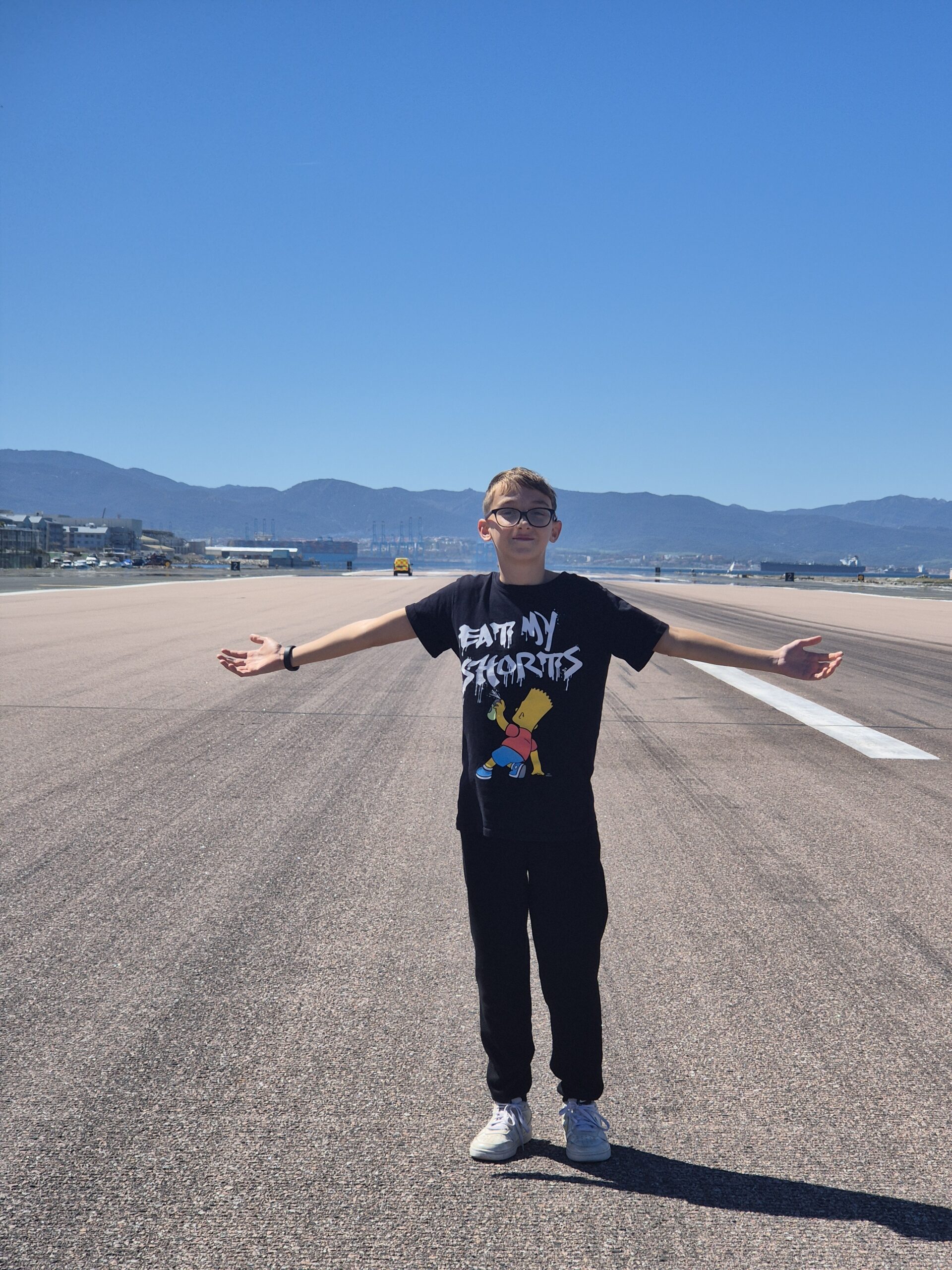 Nusileidimo takas, kertantis patekimą į Gibraltarą