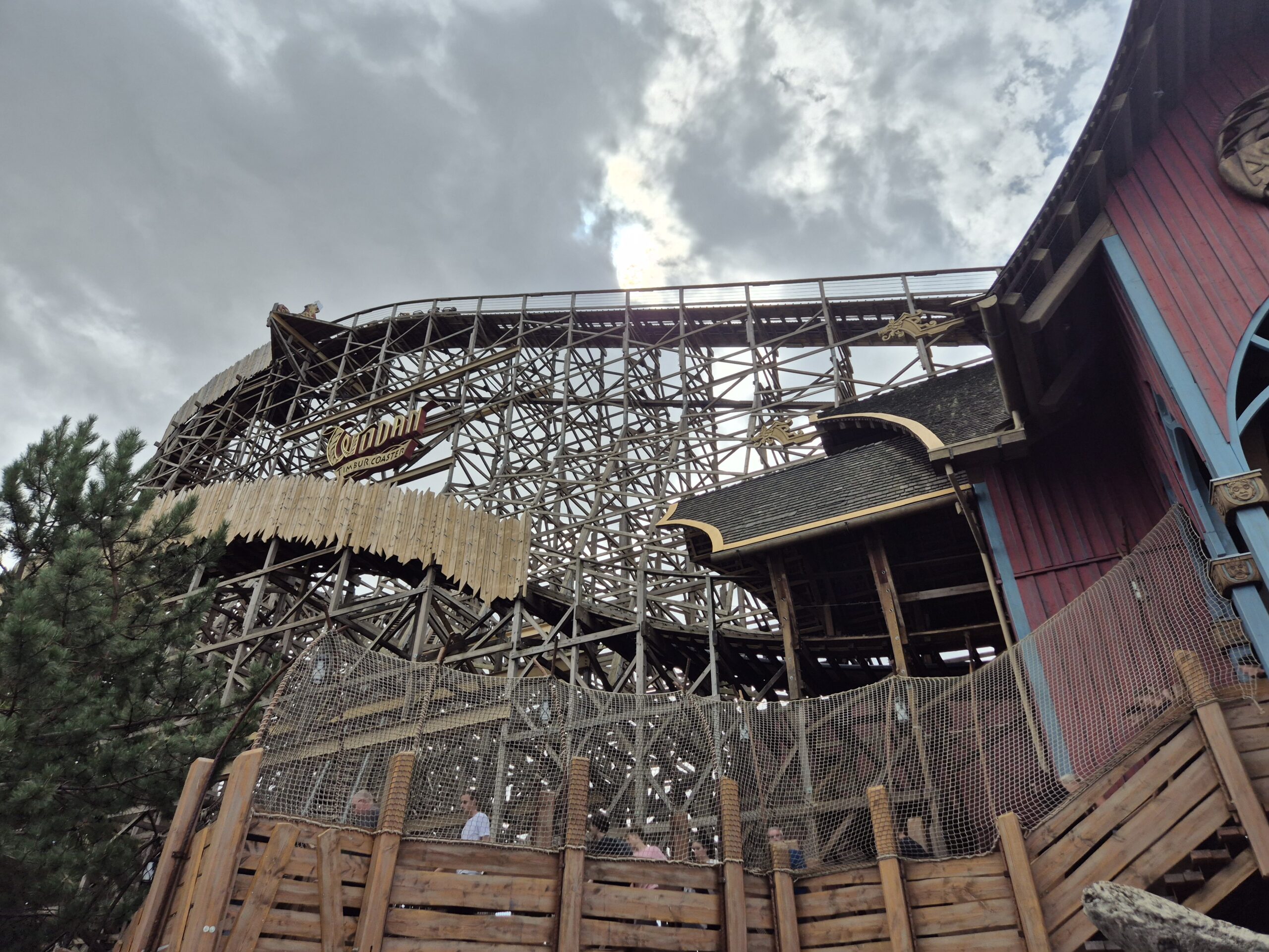 Įspūdingiausi Europa-Park amerikietiški kalneliai