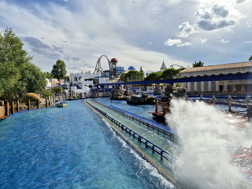 Daugiau nei 100 atrakcionų ir visa Europa vienoje vietoje: išbandėme Europa-Park Vokietijoje