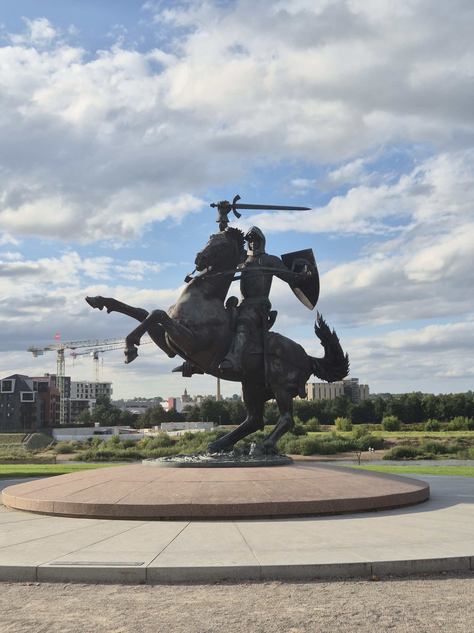 Laisvės karys (Vytis) skulptūra Kaune