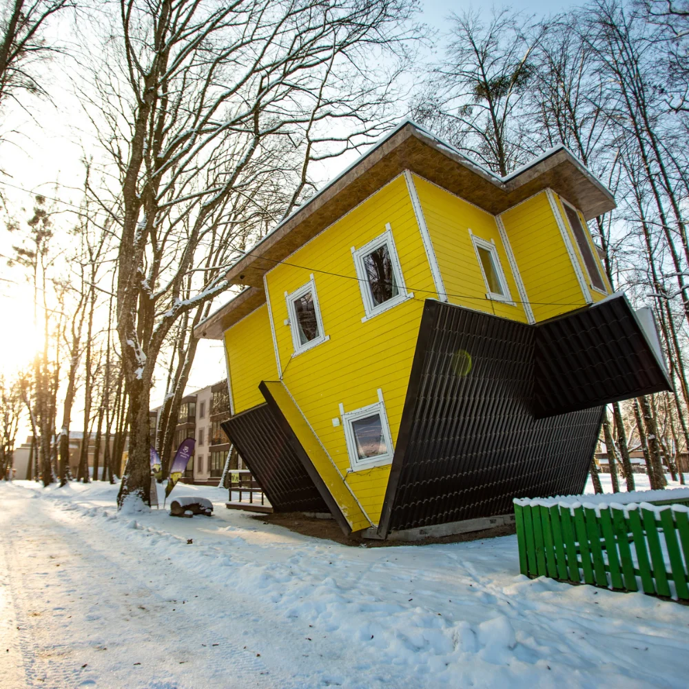 Apverstas namas Druskininkuose