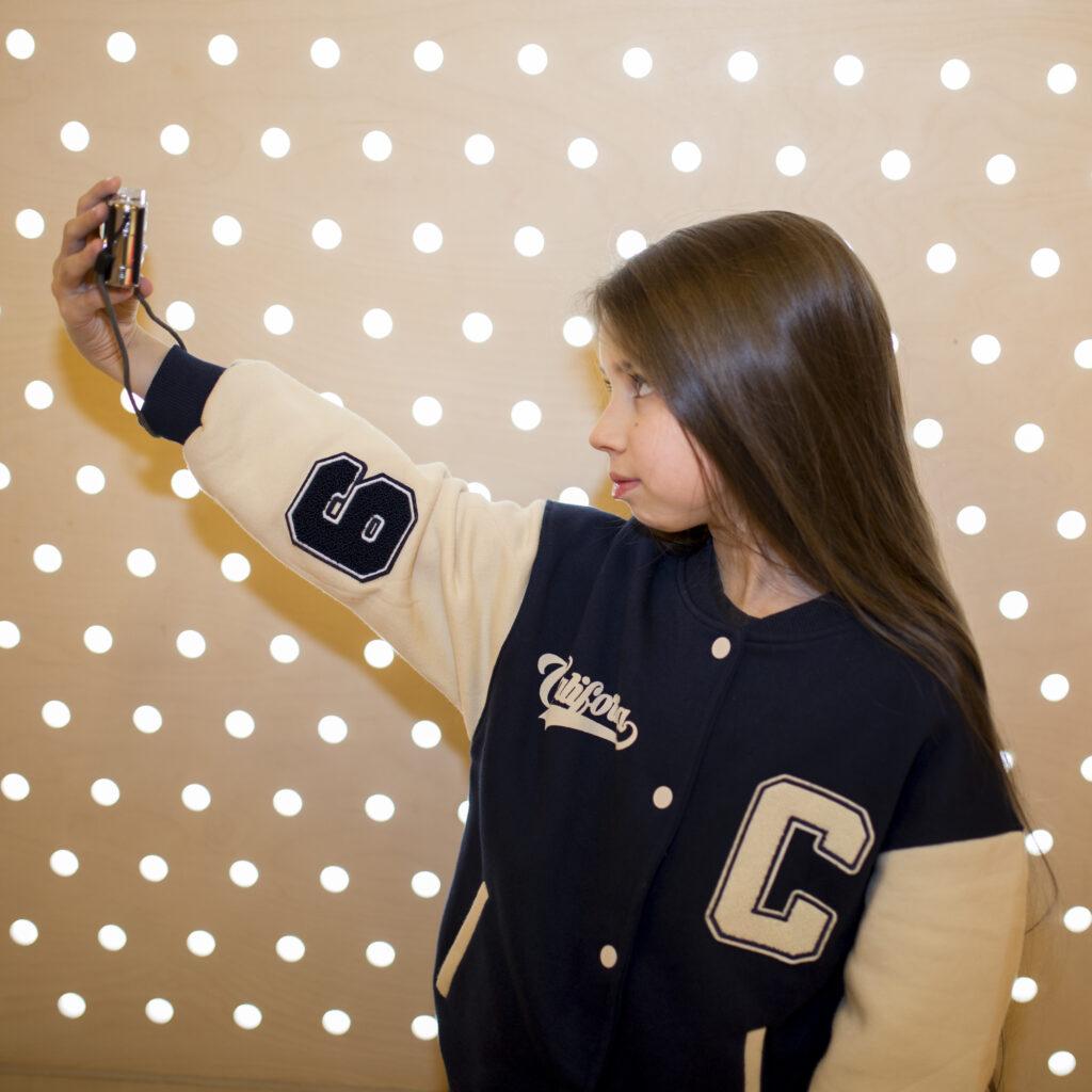 CurioCity edukacija „Susipažink su emocijomis per fotografiją“