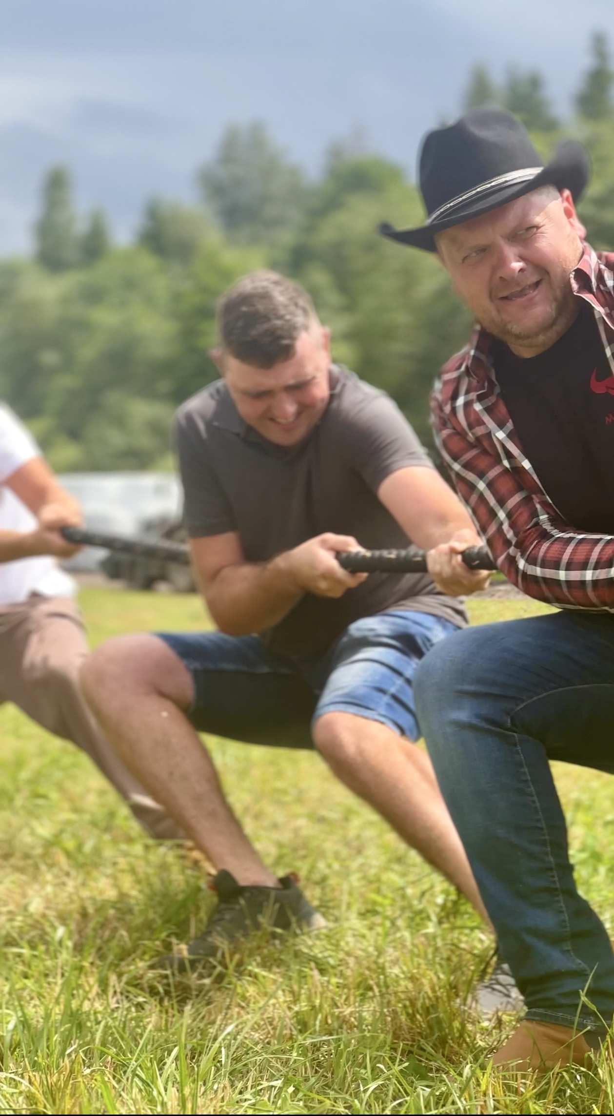 Kretingos rajone – didžiausias traktorių paradas Lietuvoje