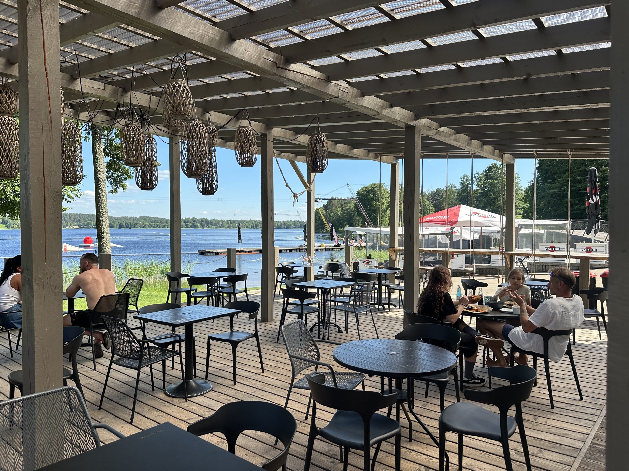 Wake Inn restoranas