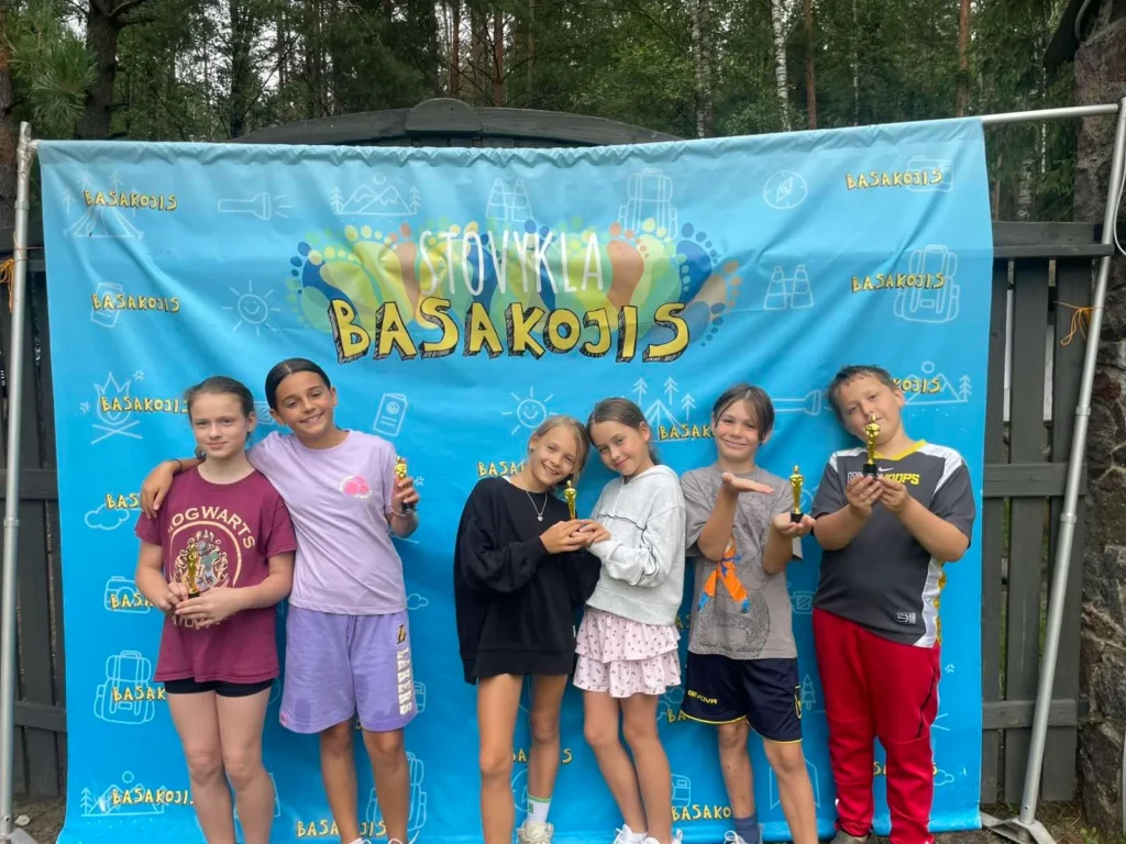 BASAKOJO stovyklos: aktyvi ir kūrybiška vasara