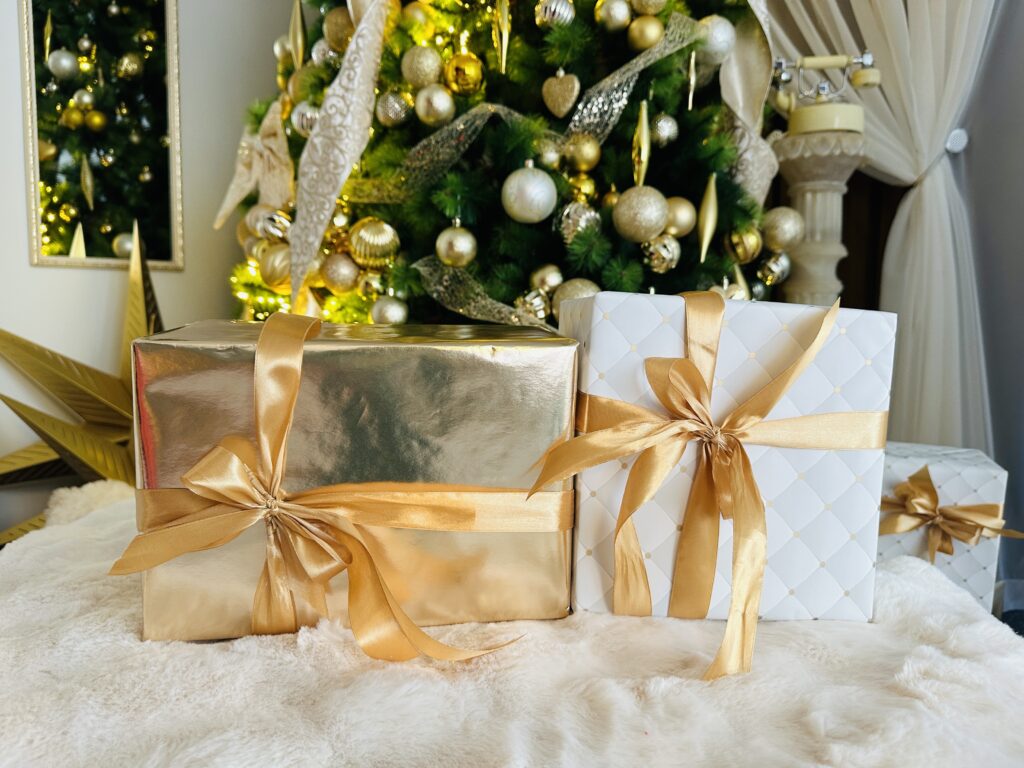 Pamirškite prekybos centrų košmarą: šventinės dovanos internetu per kelias minutes