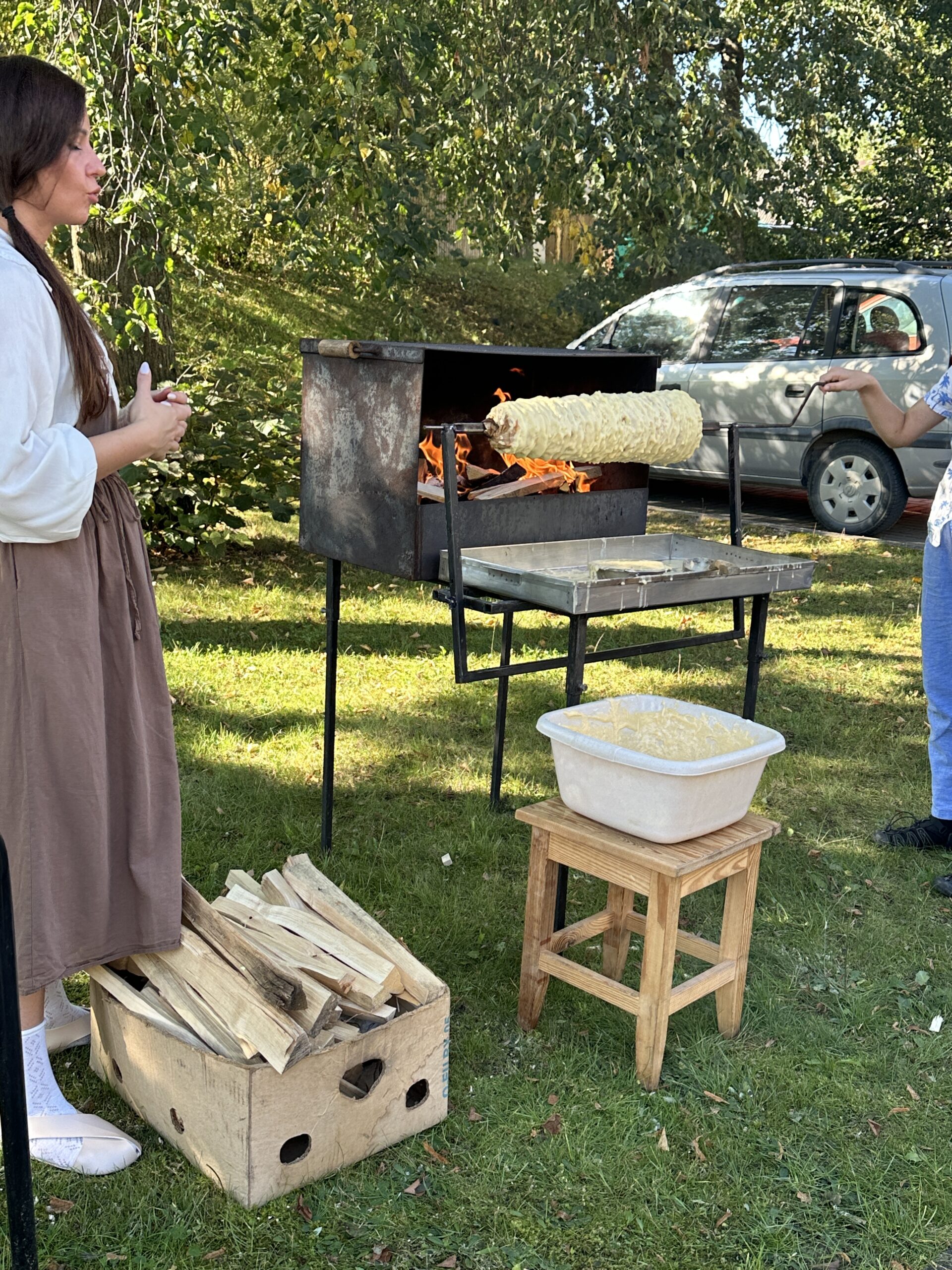 Šakočio kepimas Žaslių tradicinių amatų centre