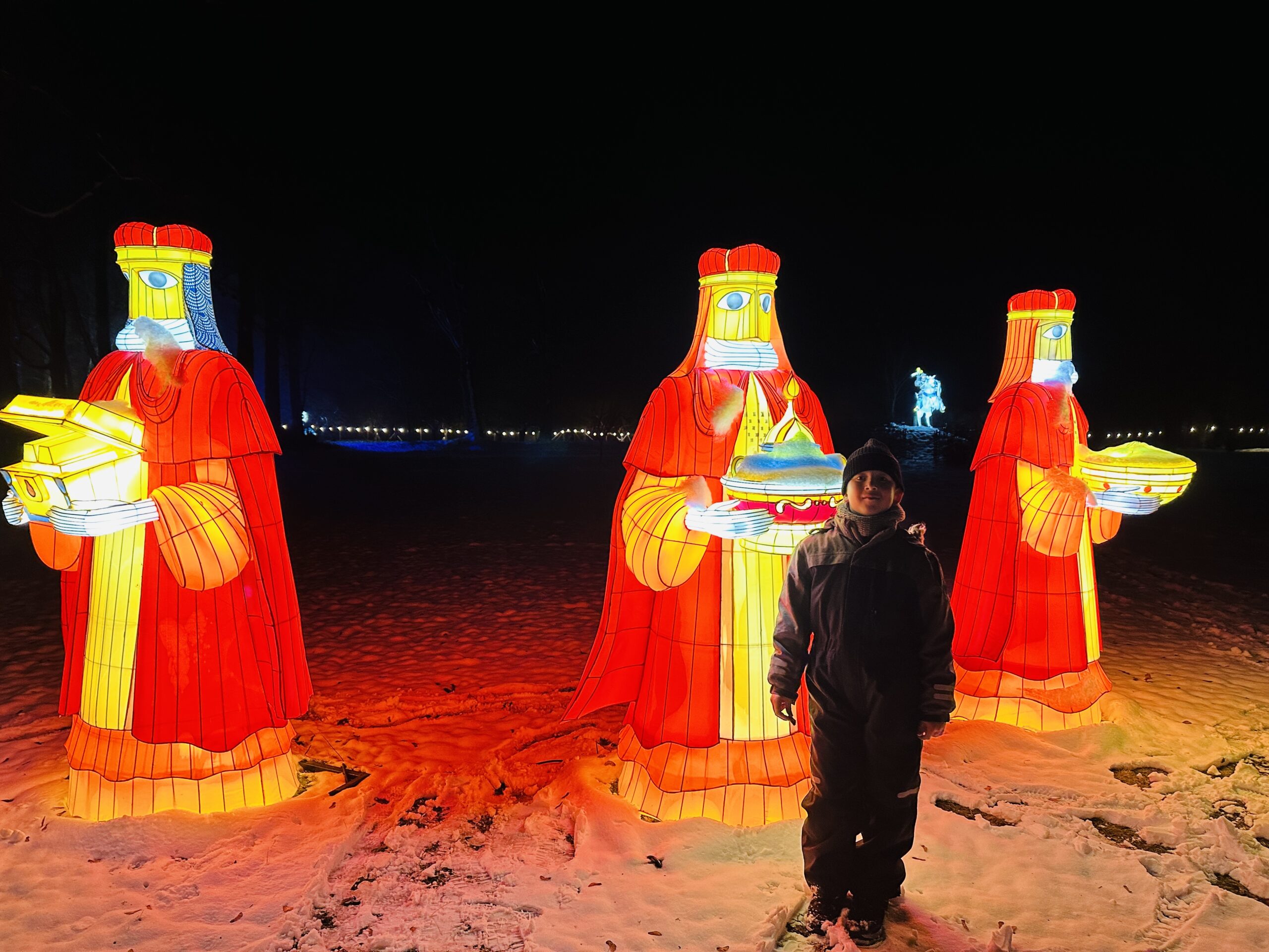 Šviesų festivalis Bistrampolio dvare 2025