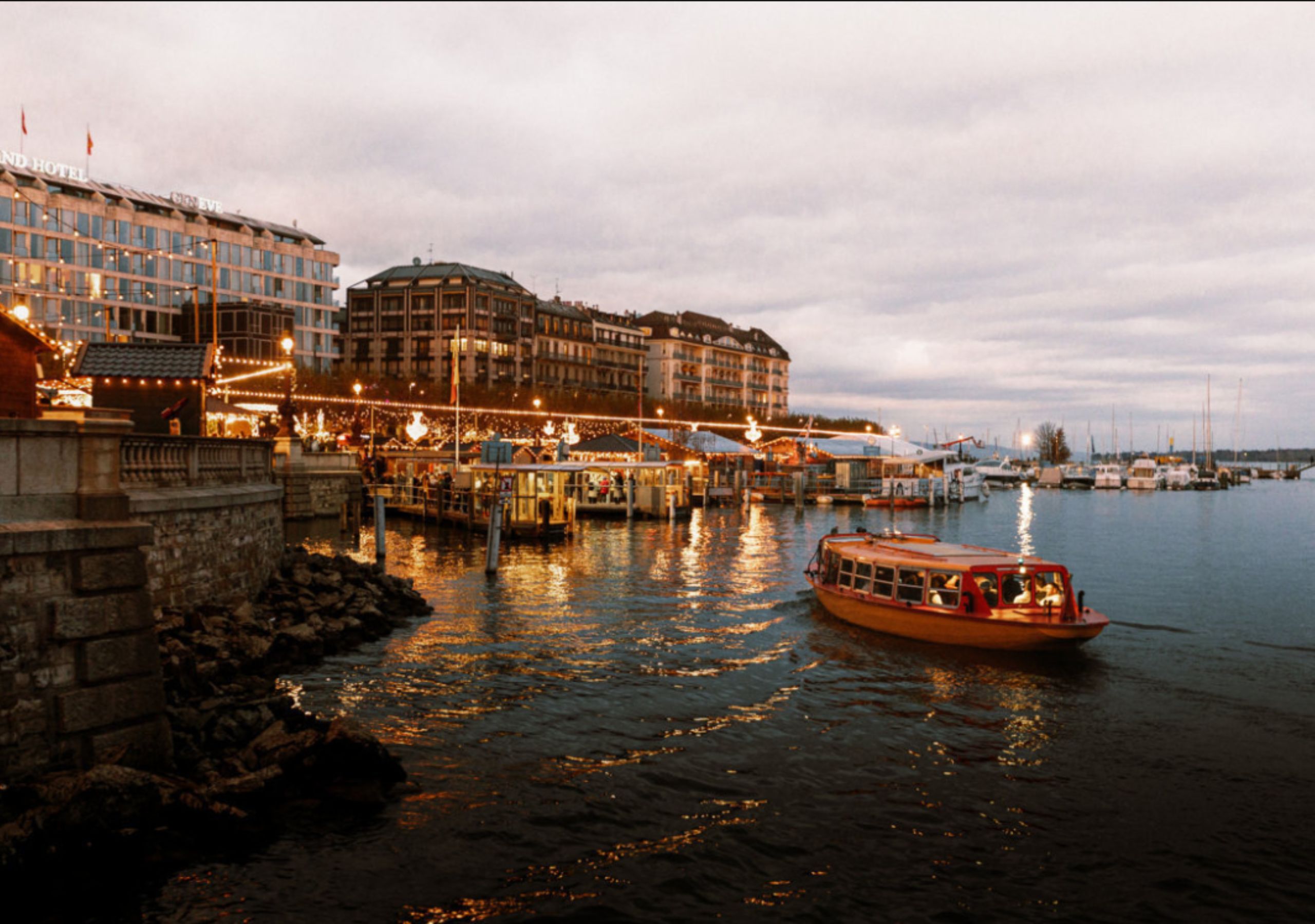 Kalėdinė mugė Žanevoje (nuotr. Geneva Tourism)