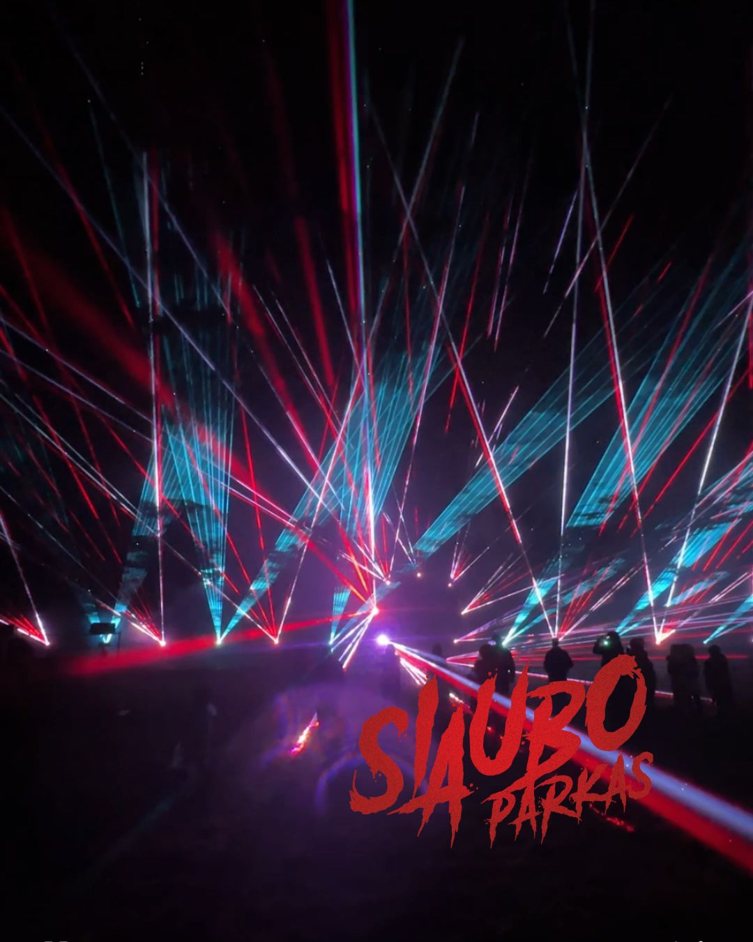 Lazerių šou Siaubo parke Anykščiuose