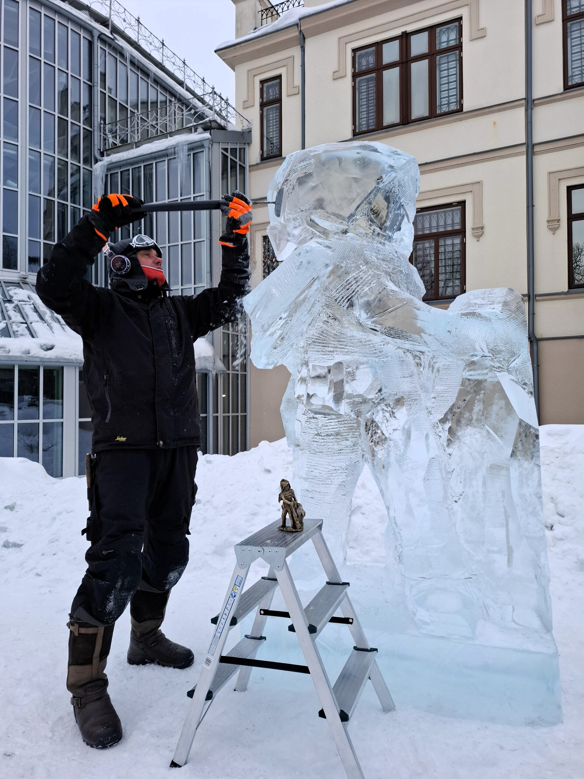 Kretingos grafų Tiškevičių parke gimsta ledo skulptūrų galerija