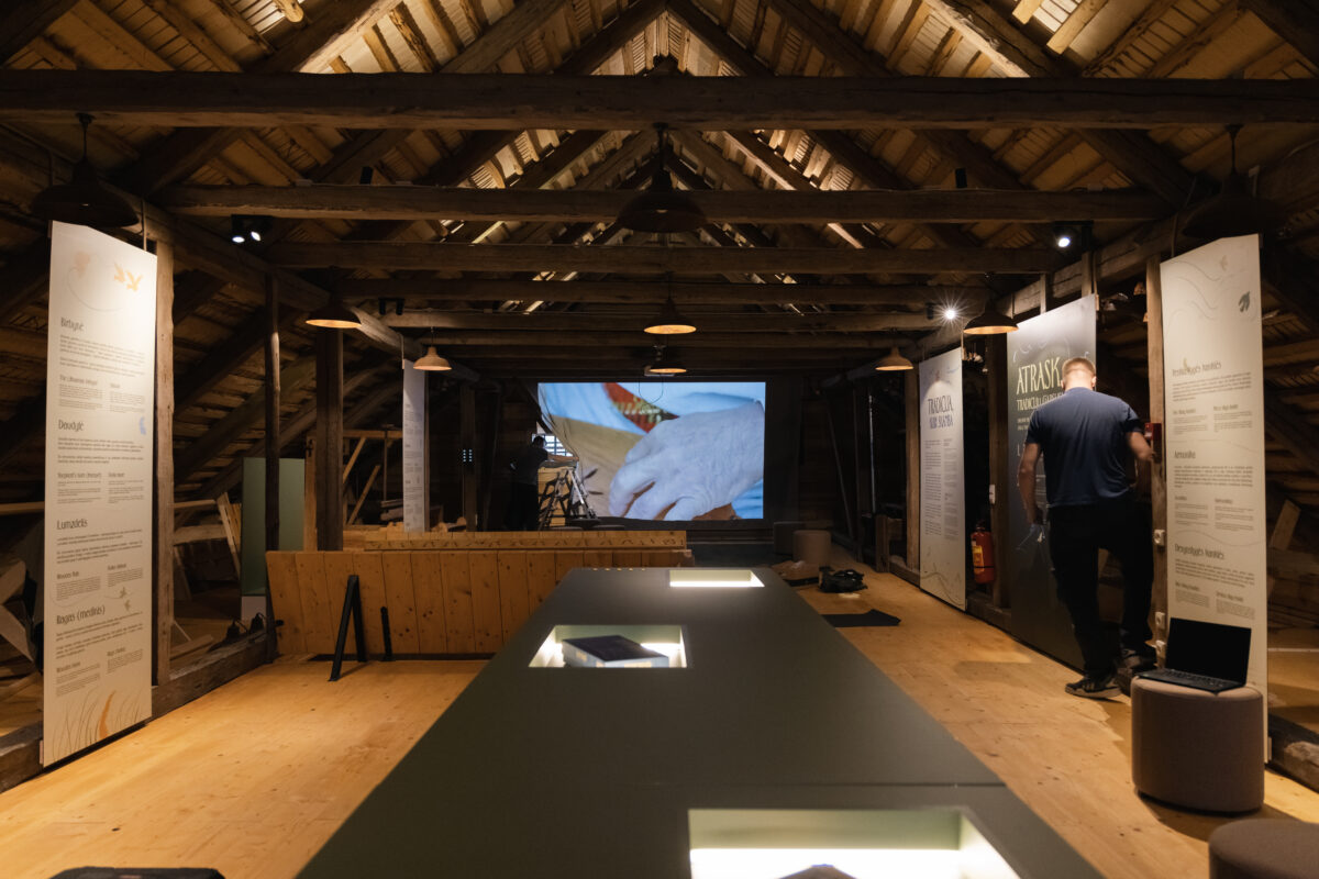 Moderniai atnaujinta Linų muziejaus ekspozicija