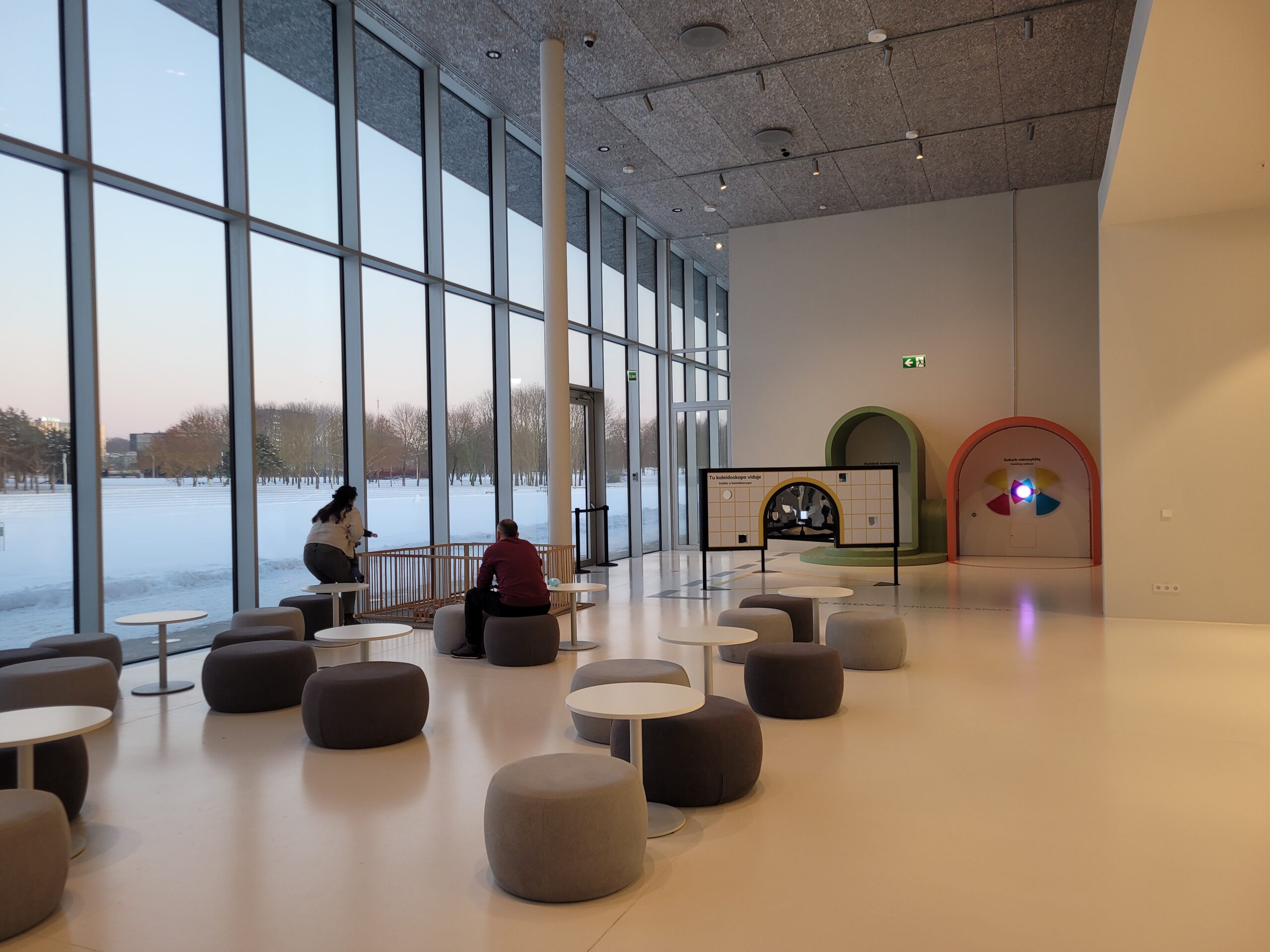 Kavinė Mokslo saloje ekspozicijų erdvėje