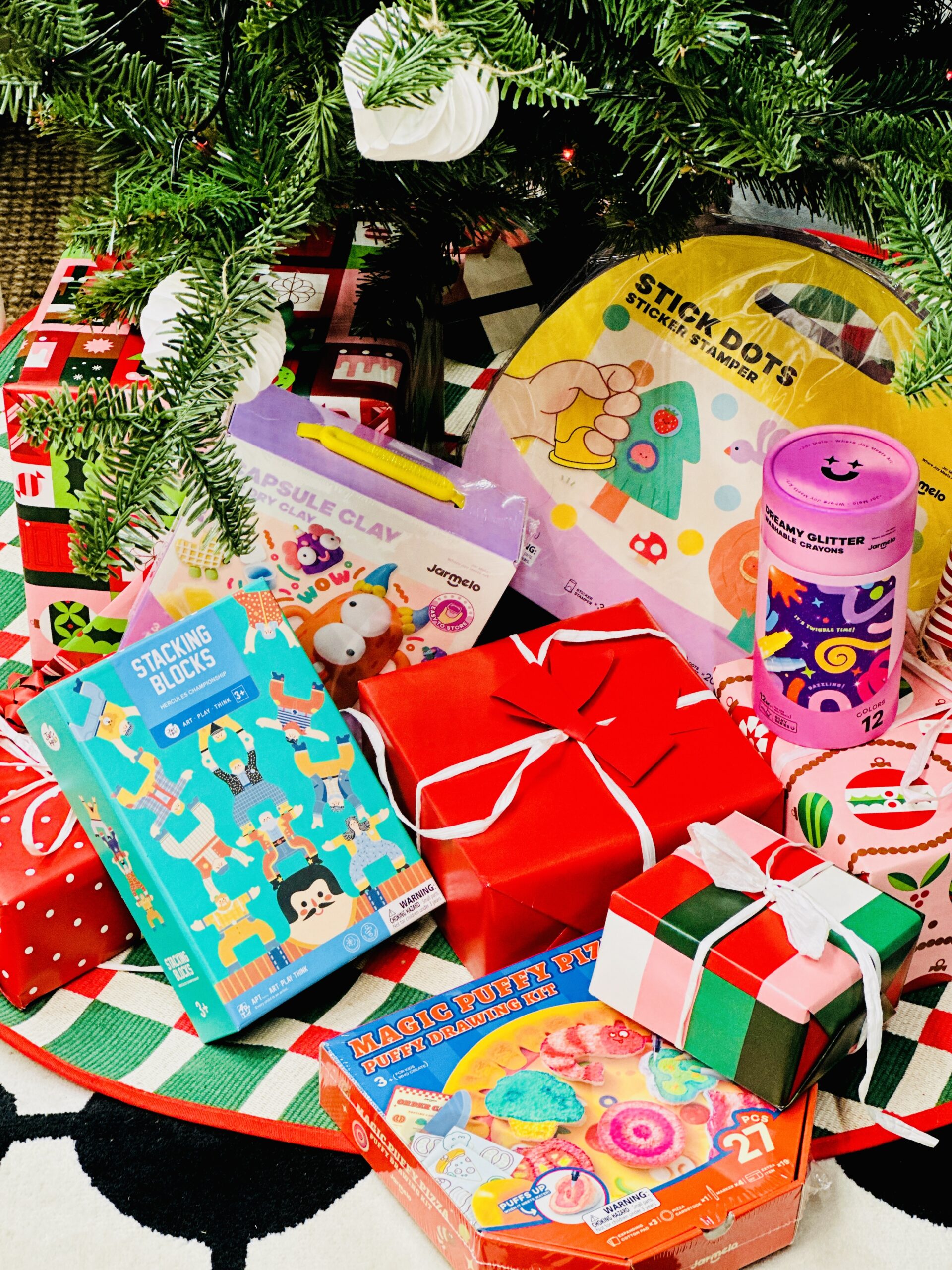 Geriausios kūrybiškos Kalėdų dovanos vaikams 2025